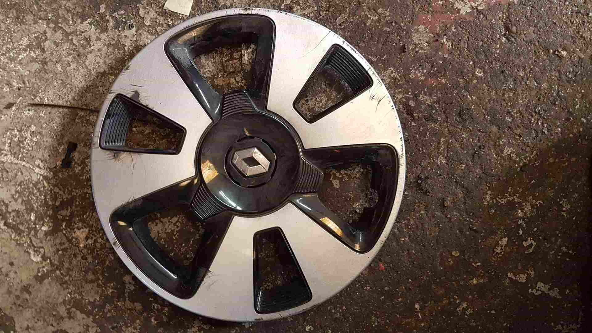Thumb 5 Renault Twingo MK3 2014-2017 Steel Wheel HUB  CAP Trim Cover 15inch 403152924R