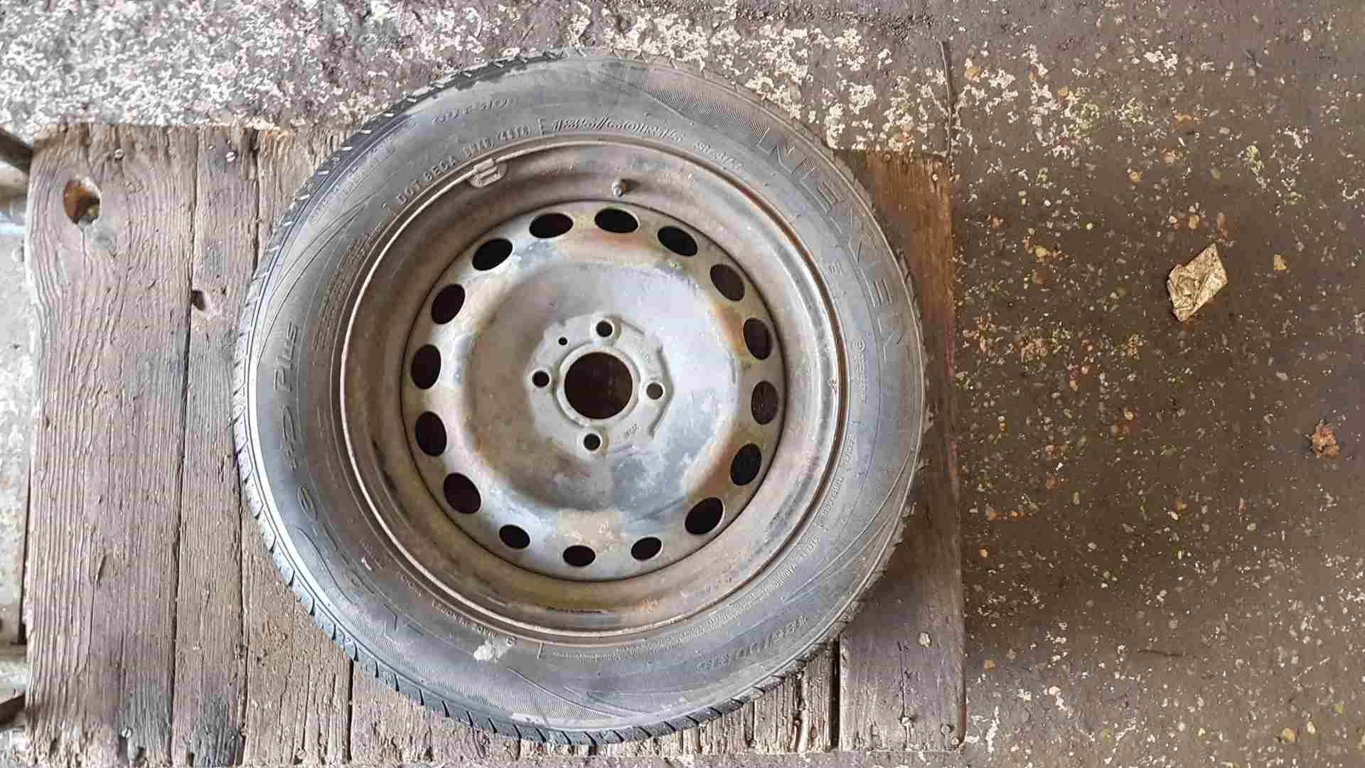 Thumb 4 Renault Twingo MK3 2014-2017 Steel Wheel RIM + Tyre 185 60 15 6Mm Tread 4/5