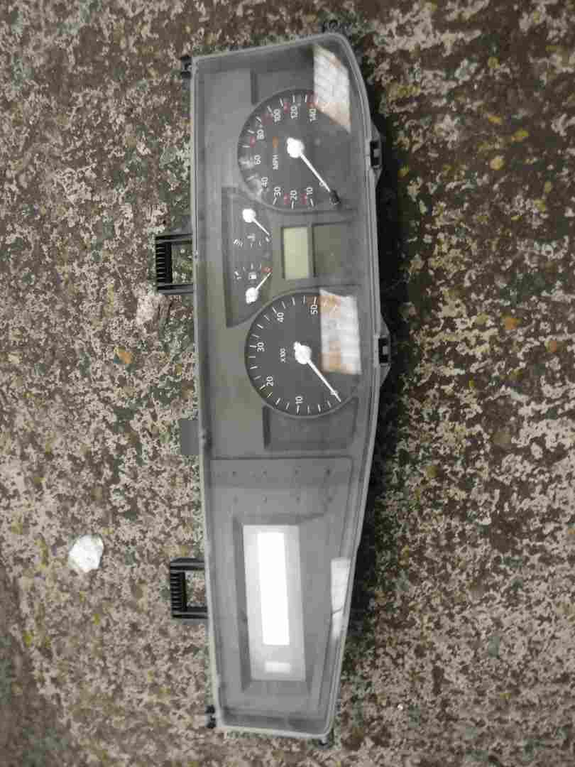 Renault Vel Satis 2001-2005 Dashboard Instrument Panel Clocks Display 112K