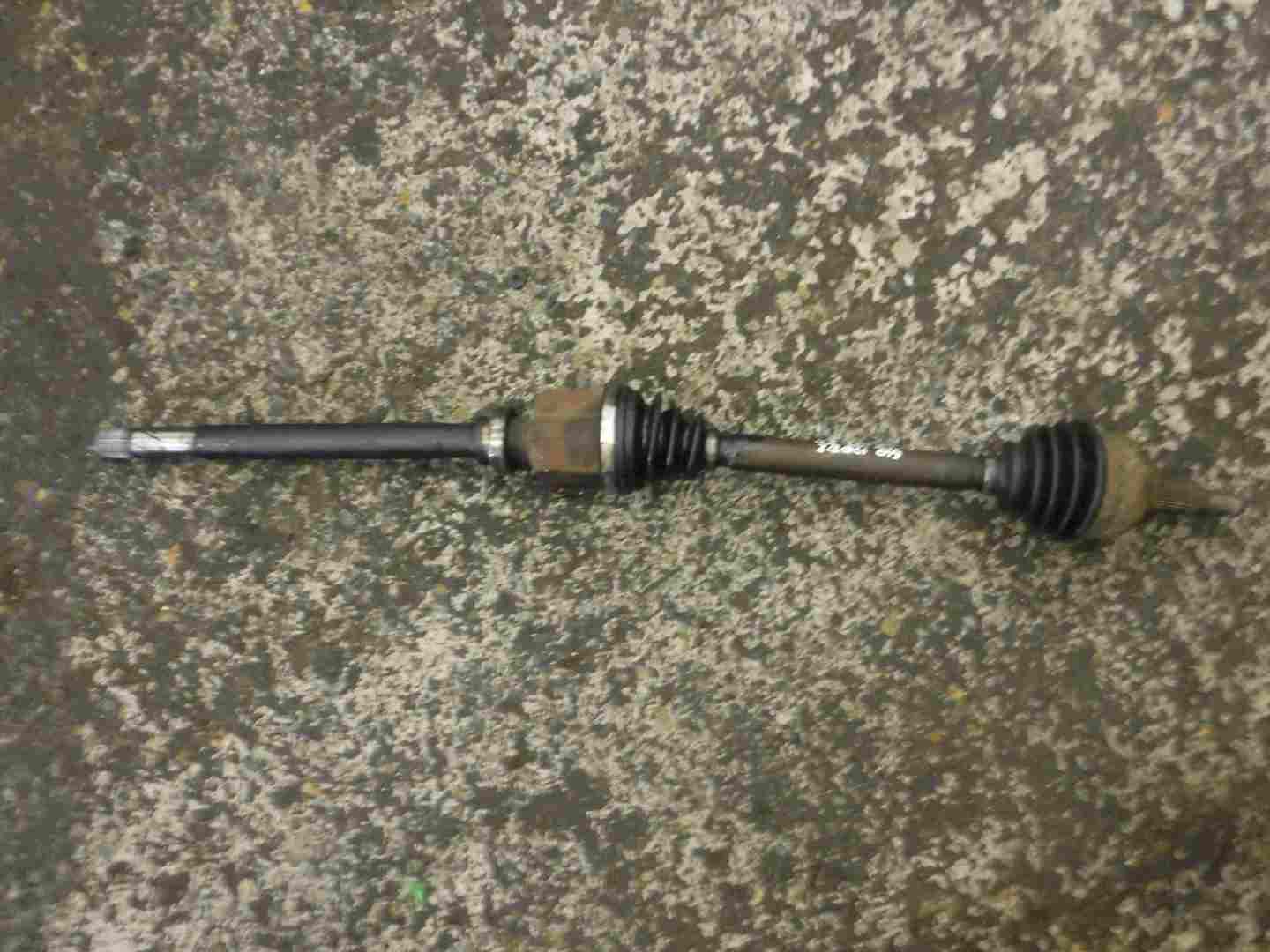 Renault Vel Satis 2002-2005 2.2 dCi Drivers OSF Front Driveshaft