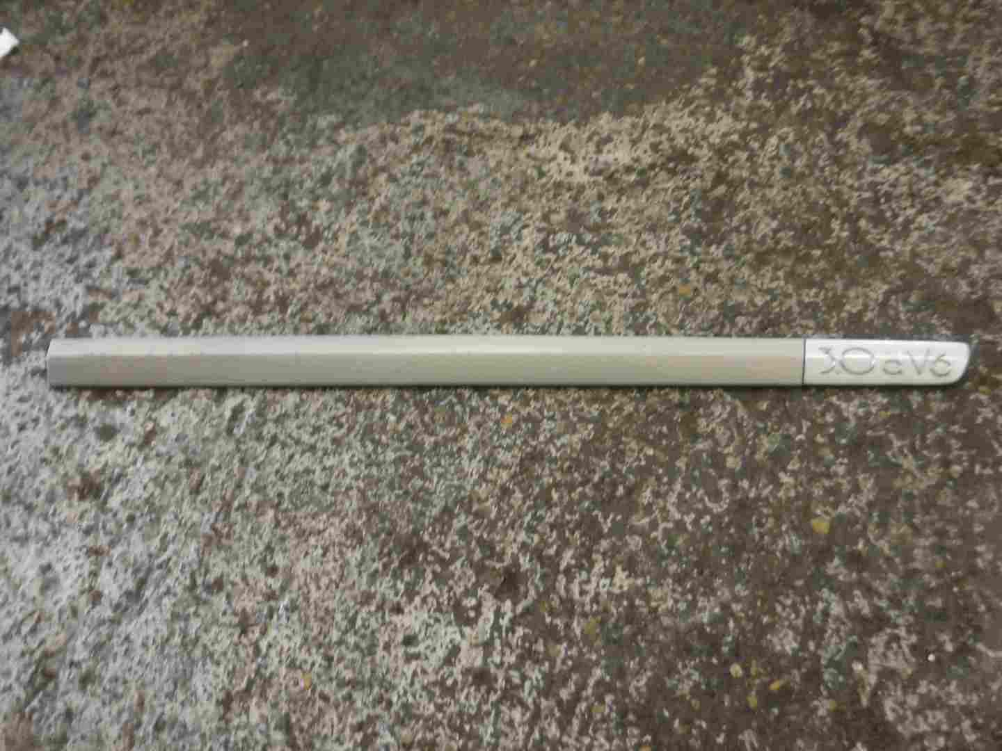 Renault Vel Satis 2002-2005 3.0 Drivers OSF Front Door Moulding Trim