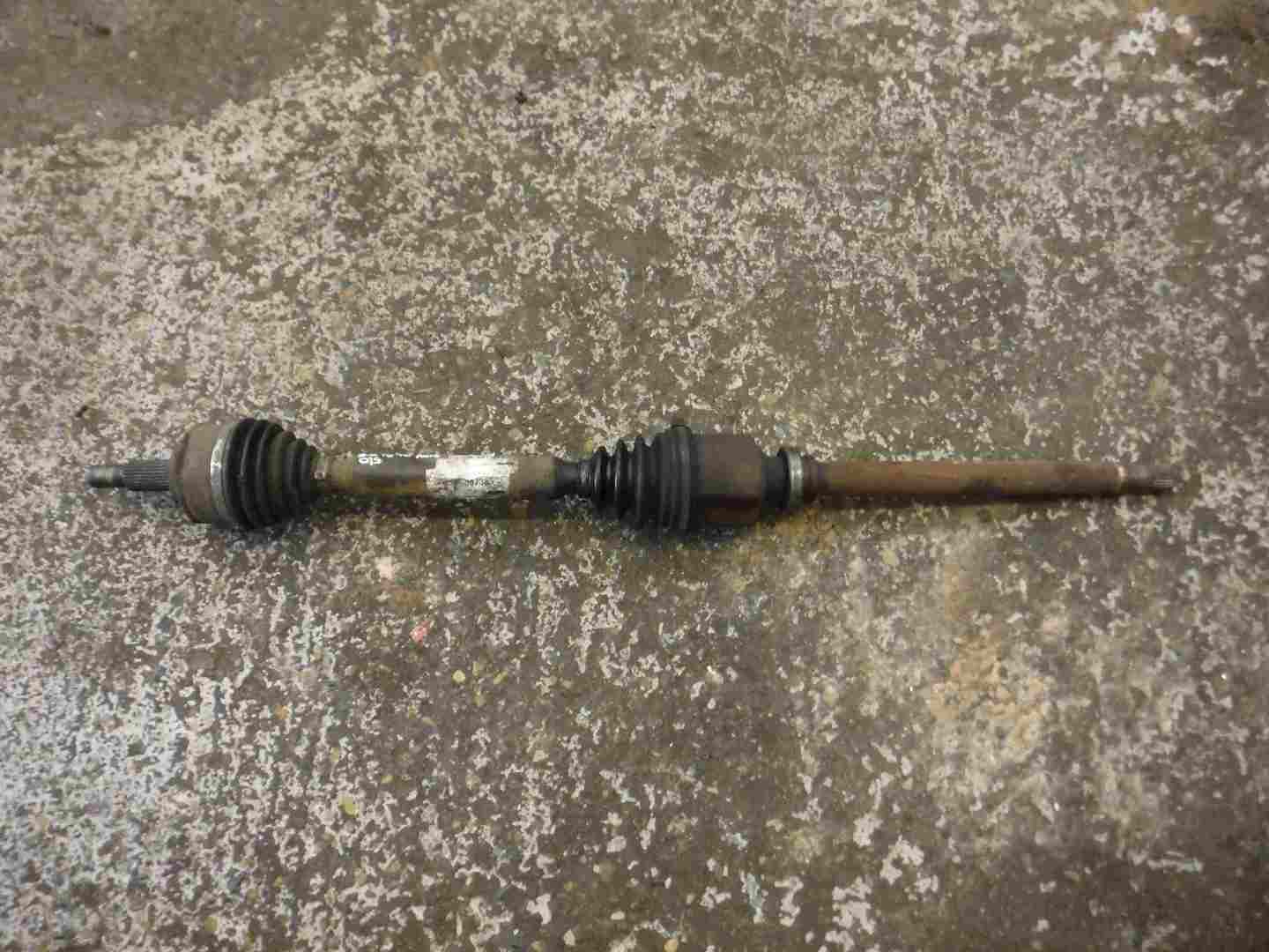 Renault Vel Satis 2002-2005 3.0 dCi V6 Drivers OSF Front Driveshaft Auto