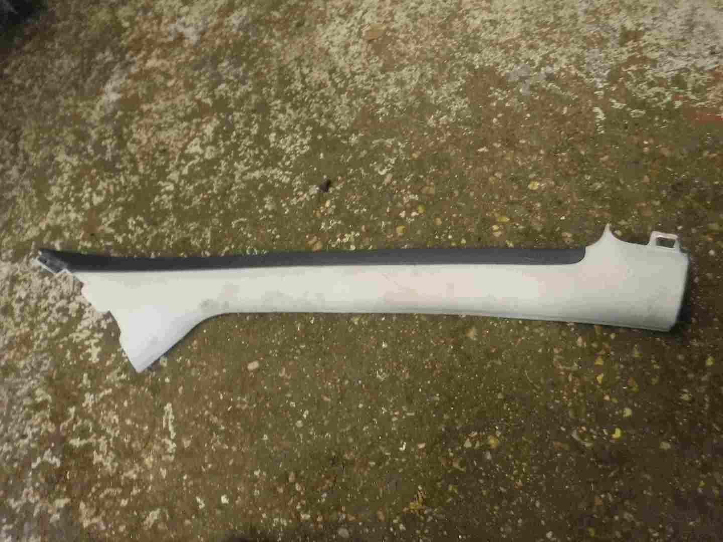 Renault Vel Satis 2002-2005 Drivers OS A Pillar Trim
