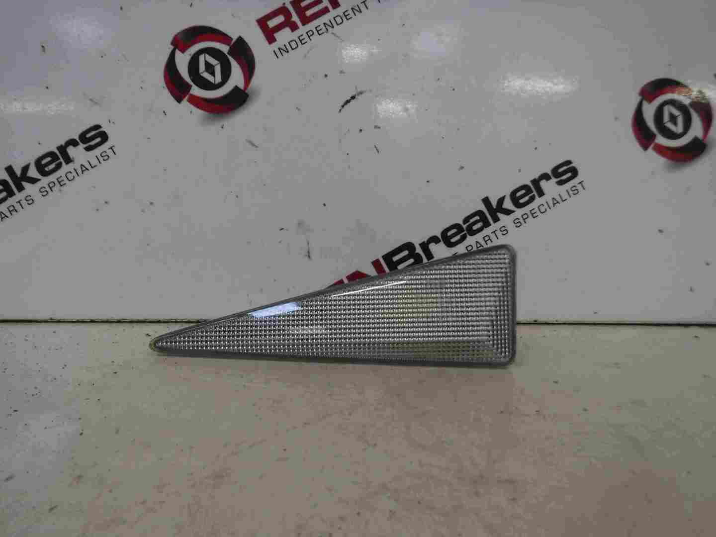 Renault Vel Satis 2002-2005 Drivers OS Wing Side Indicator Insert 8200027151