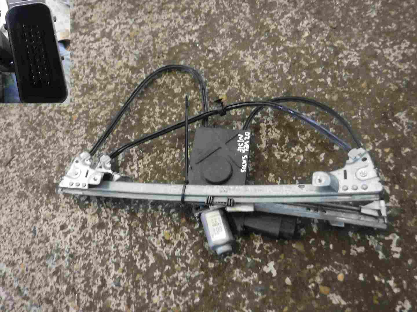 Renault Vel Satis 2002-2005 Passenger NSF Front Window Motor Regulator MP