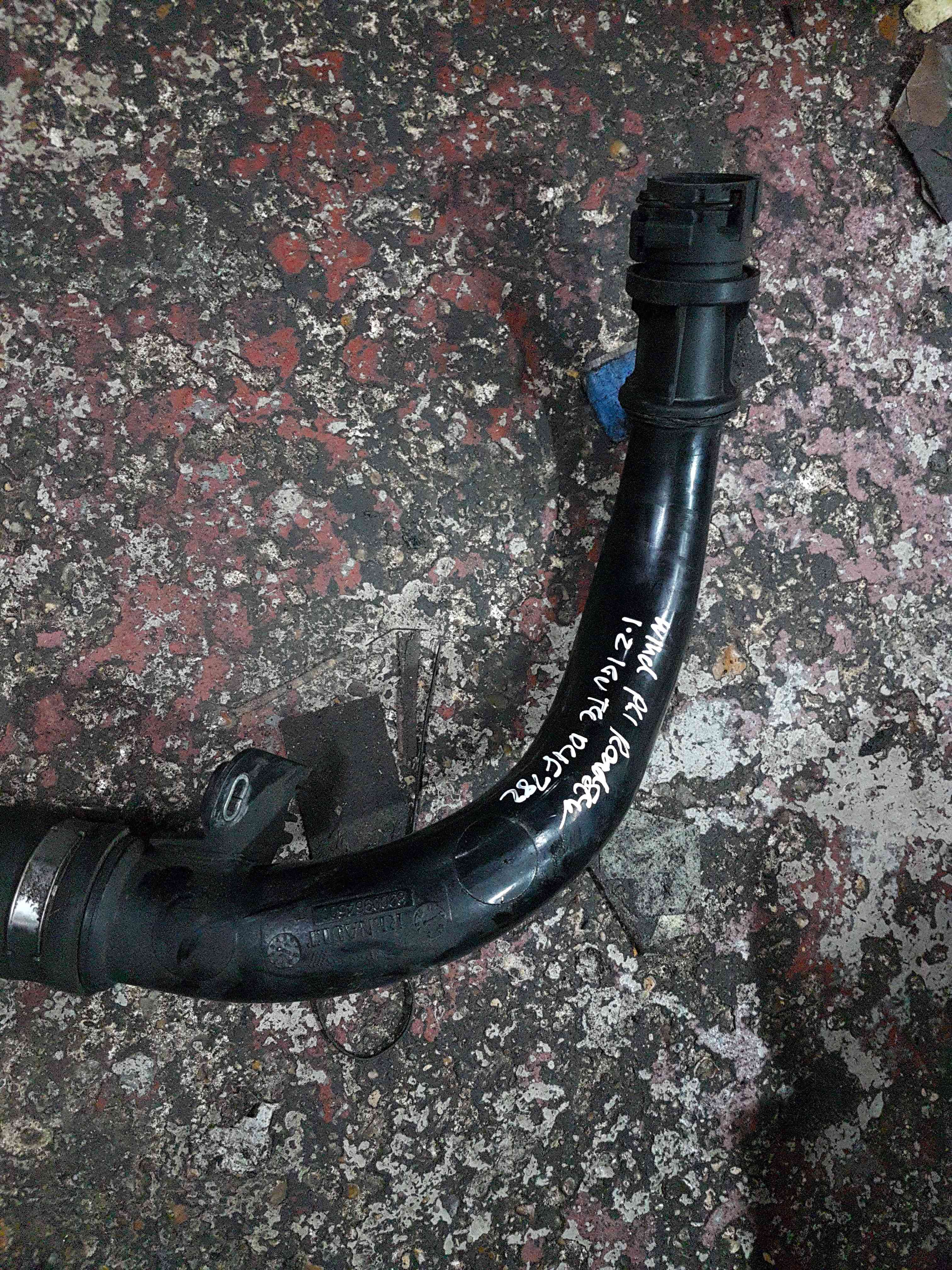 Thumb 4 Renault Wind 2010-2013 1.2 TCE Intercooler To Airbox Pipe D4F 782 D4f782