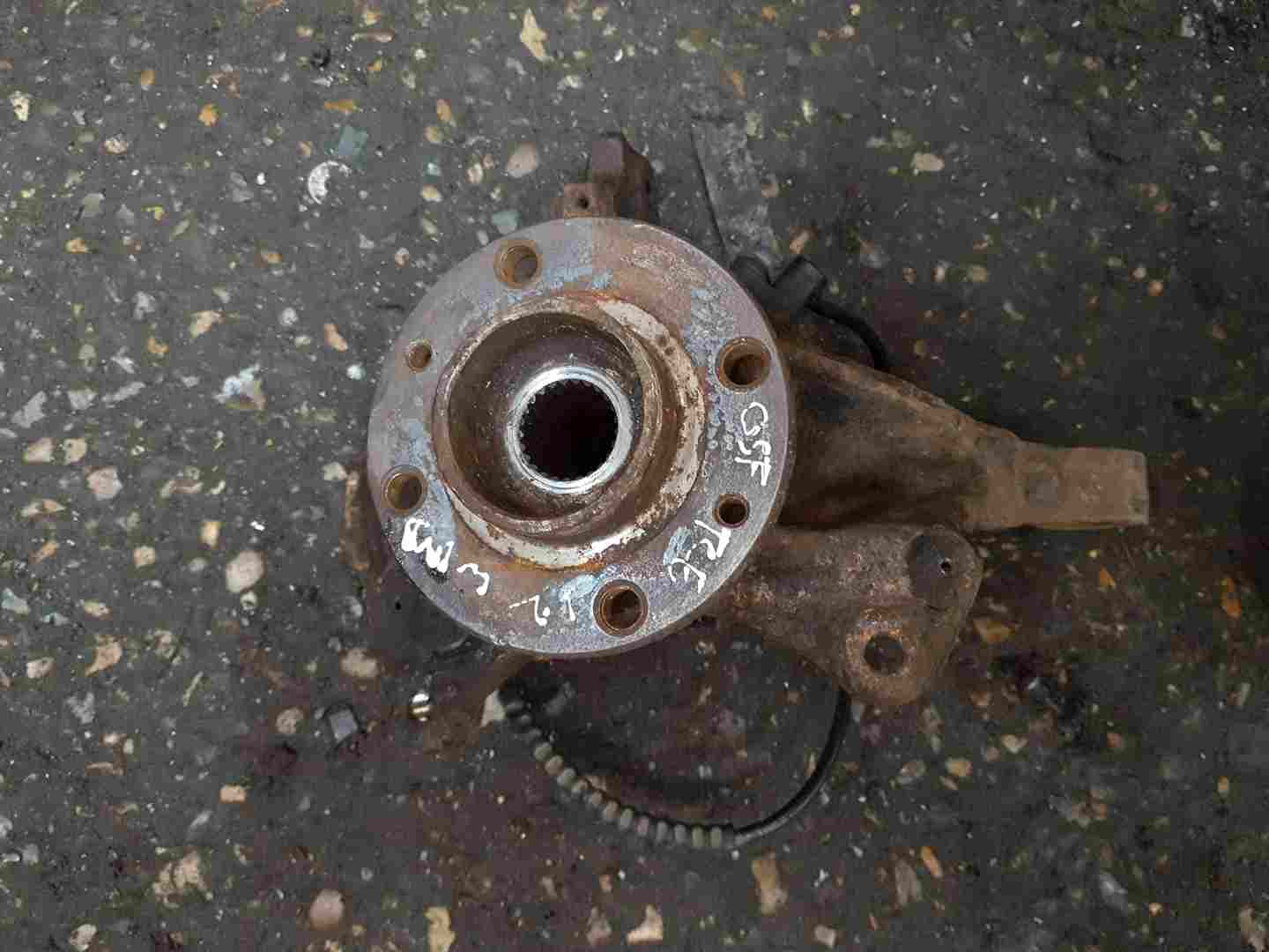 Thumb 2 Renault Wind 2010-2013 1.2 TCe Drivers OSF Front Wheel Hub + Sensor