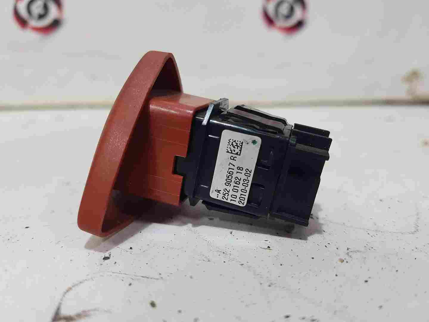 Thumb 2 Renault Wind 2010-2013 Hazard Warning Switch 252905617R