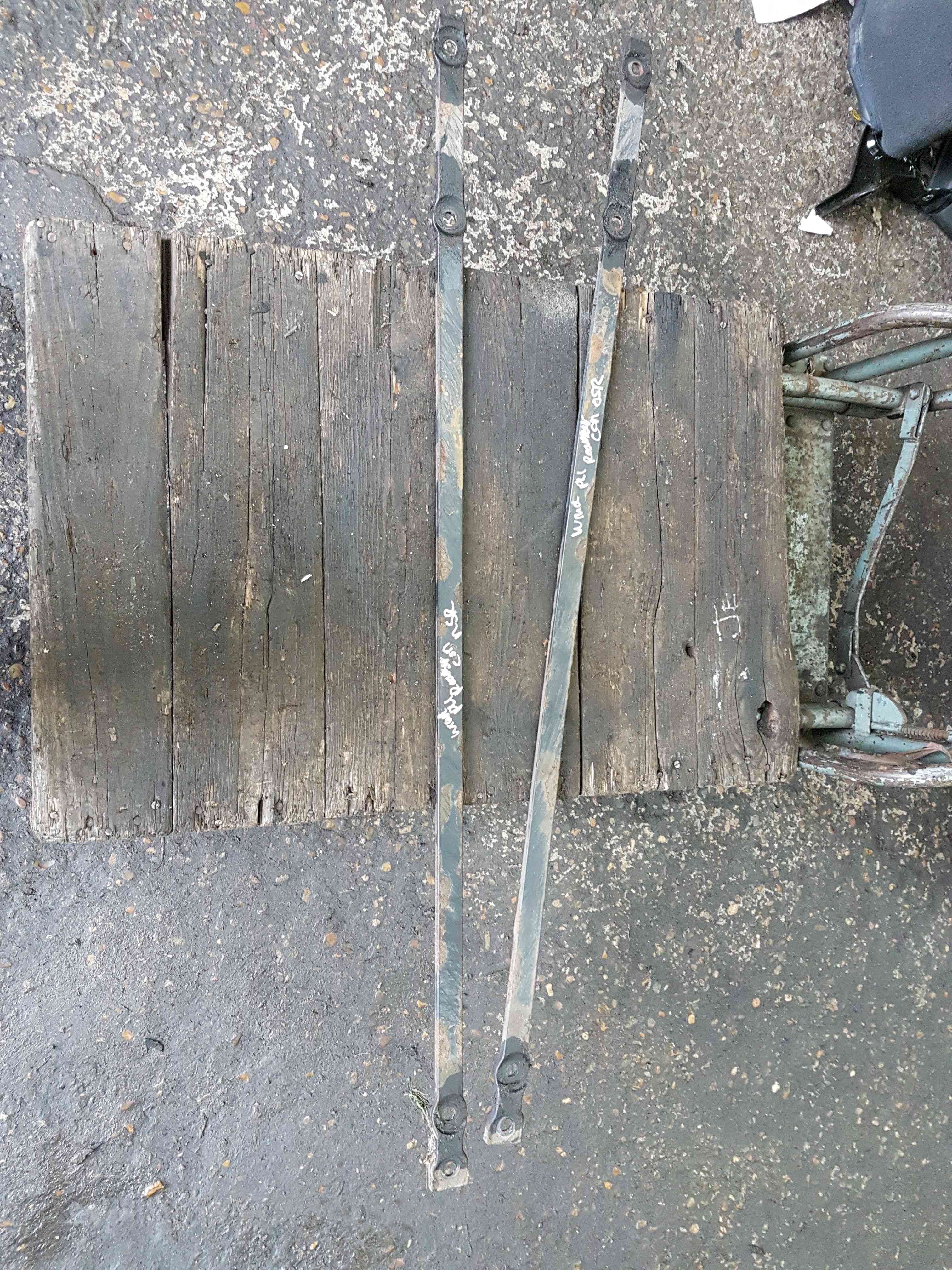 Thumb 3 Renault Wind 2010-2013 Reinforcement Bars Pair