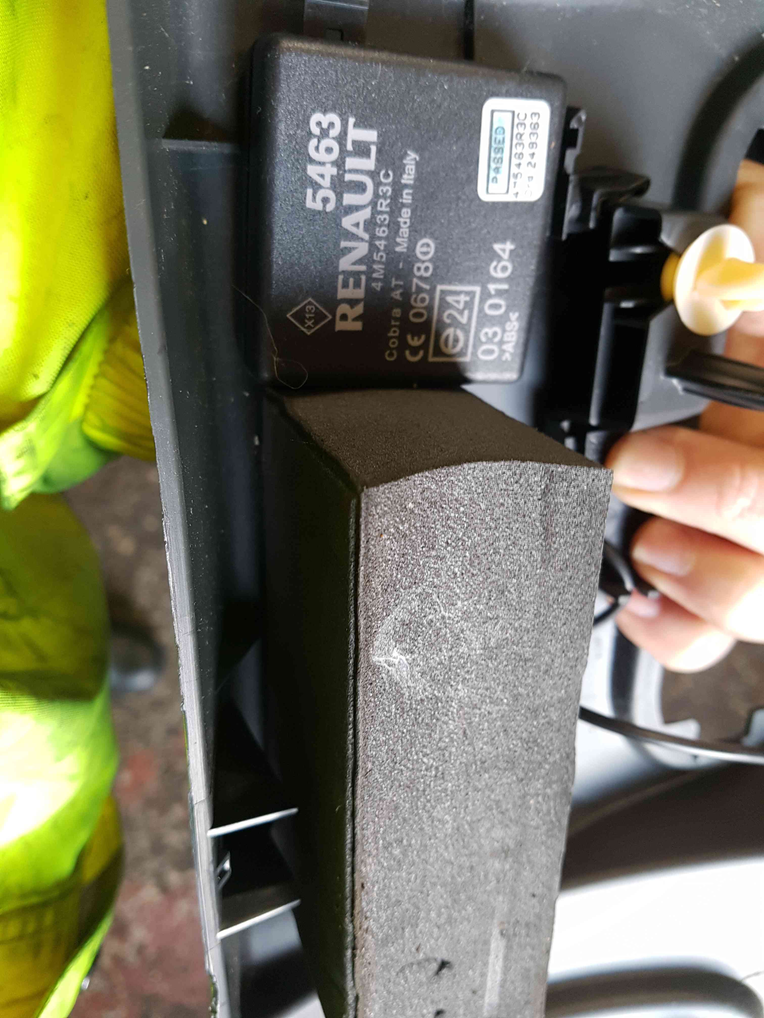 Thumb 5 Renault Wind 2010-2013 SUN Visor Shades Panel 739750003R