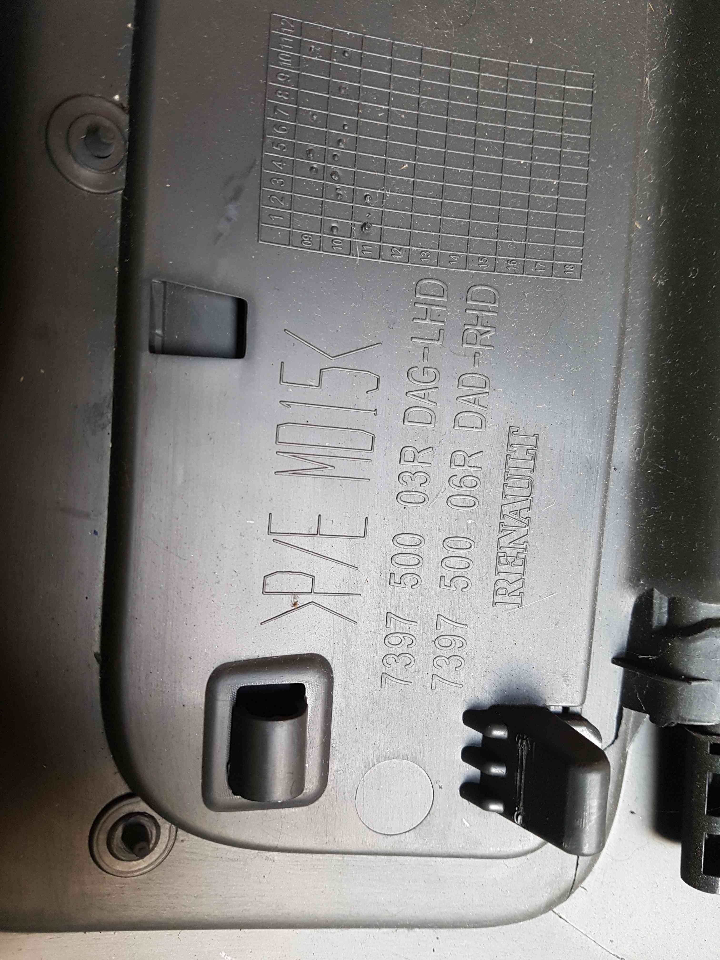 Thumb 6 Renault Wind 2010-2013 SUN Visor Shades Panel 739750003R