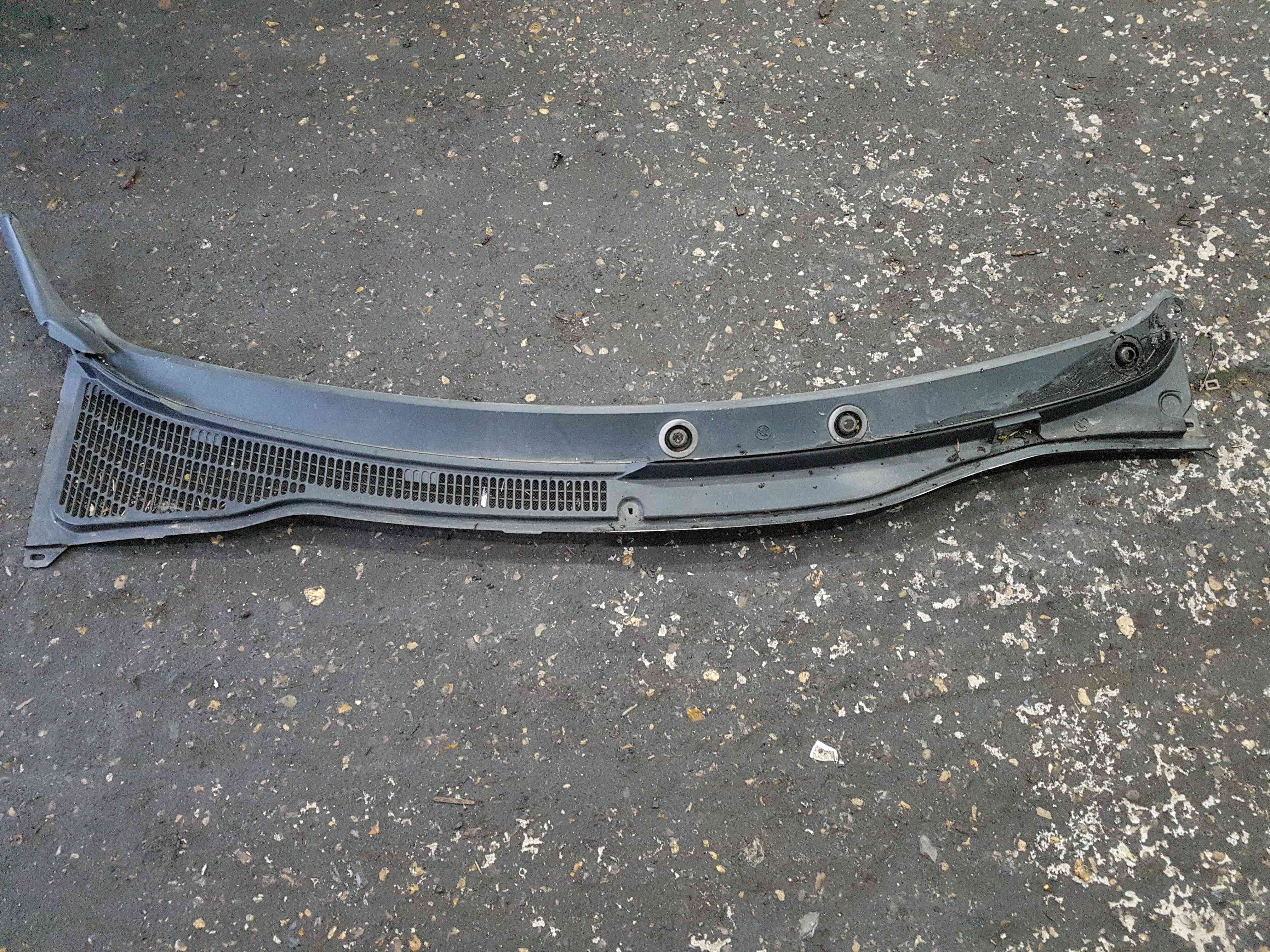 Thumb 5 Renault Wind MK1 2010-2013 Front Windscreen Scuttle Panel 8200637096