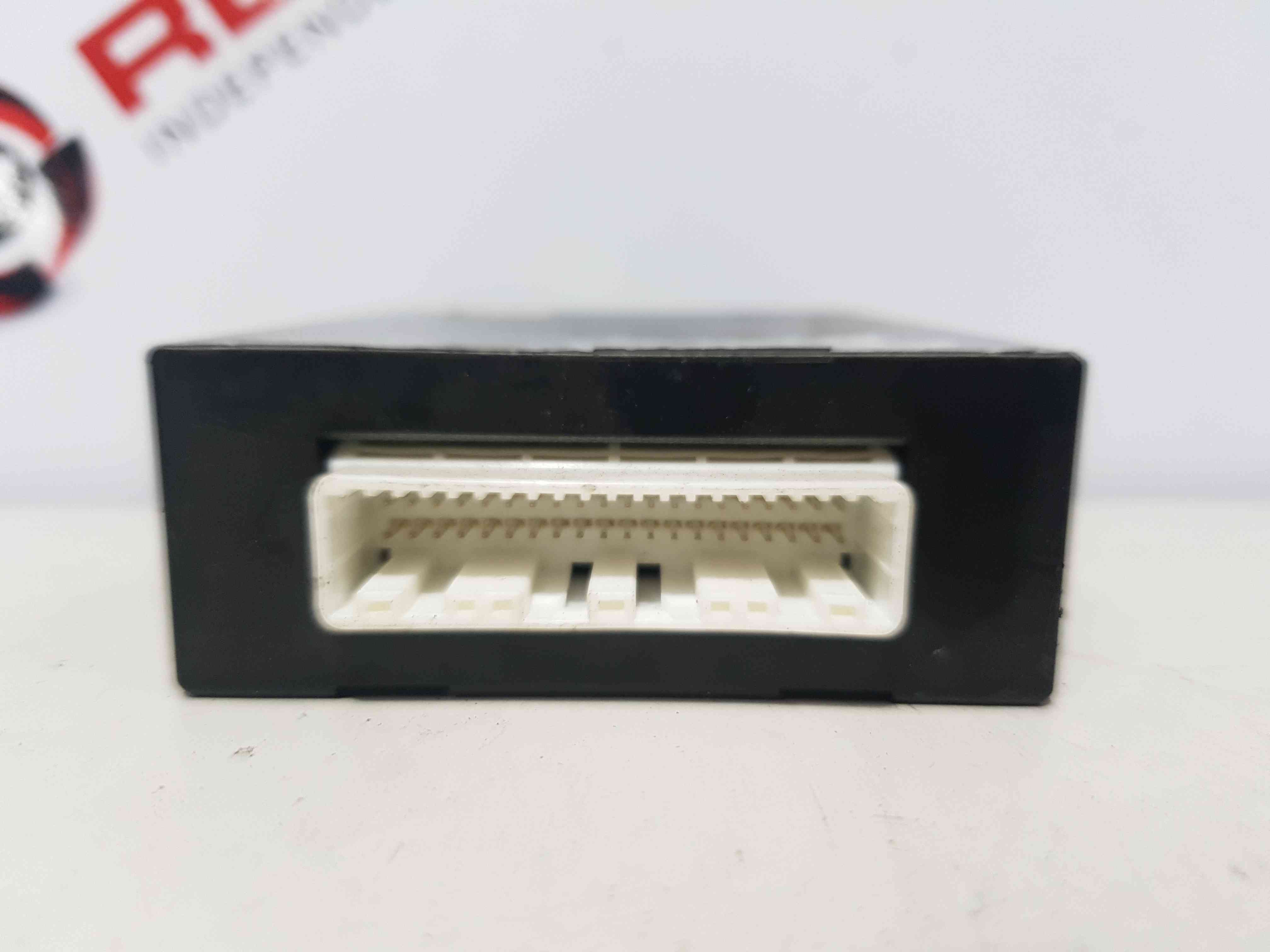 Thumb 4 Renault X-Trail T31 2011-2014 2.0 8V Immobiliser Control Unit Module Wg1g737a