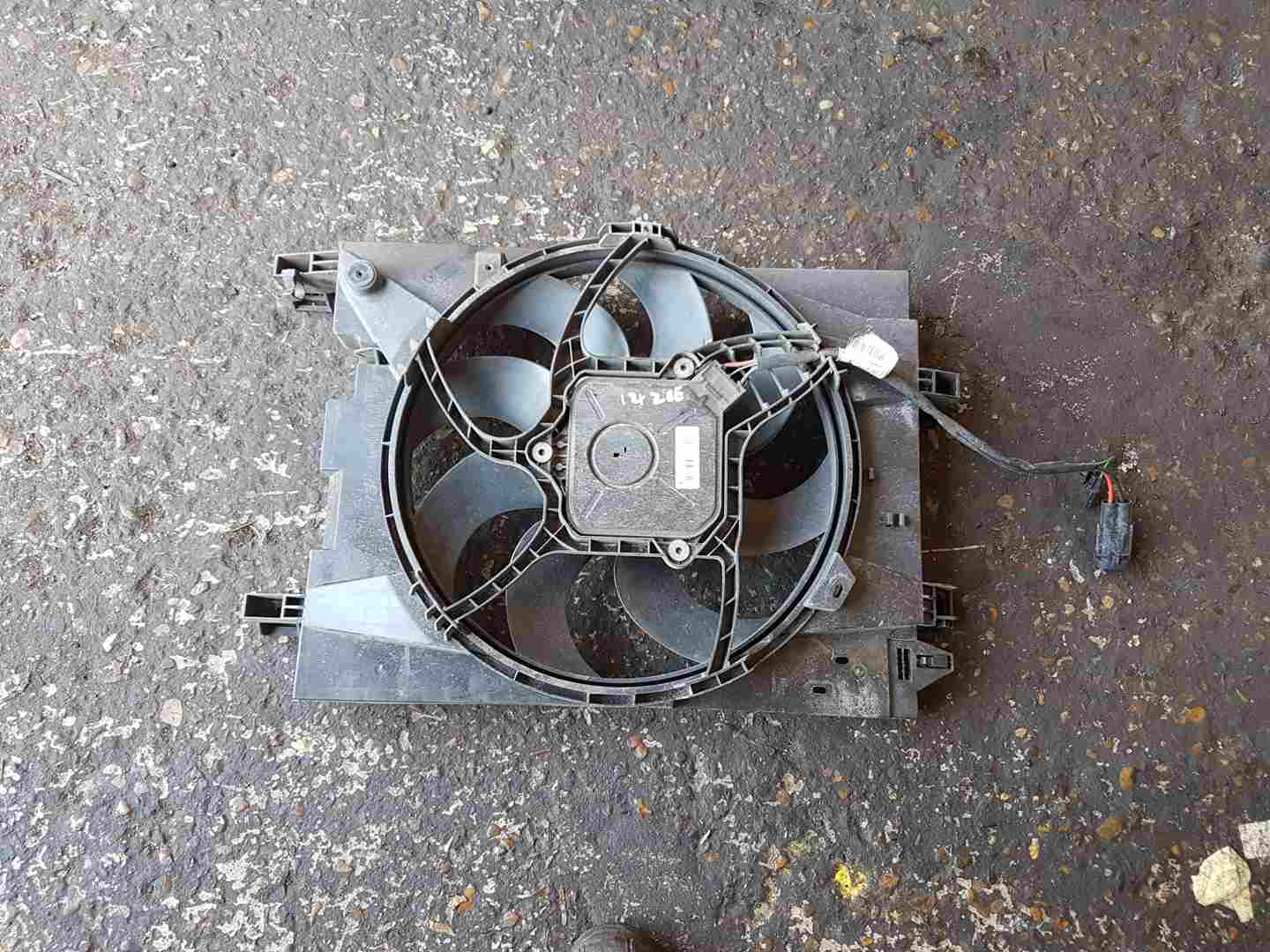 Thumb 8 Renault ZOE 2012-2016 Radiator FAN 214819480R