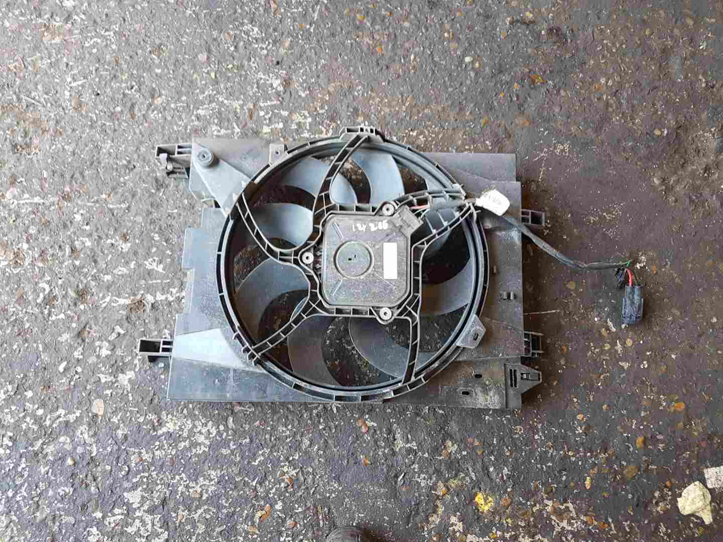 Renault ZOE 2012-2016 Radiator FAN 214819480R