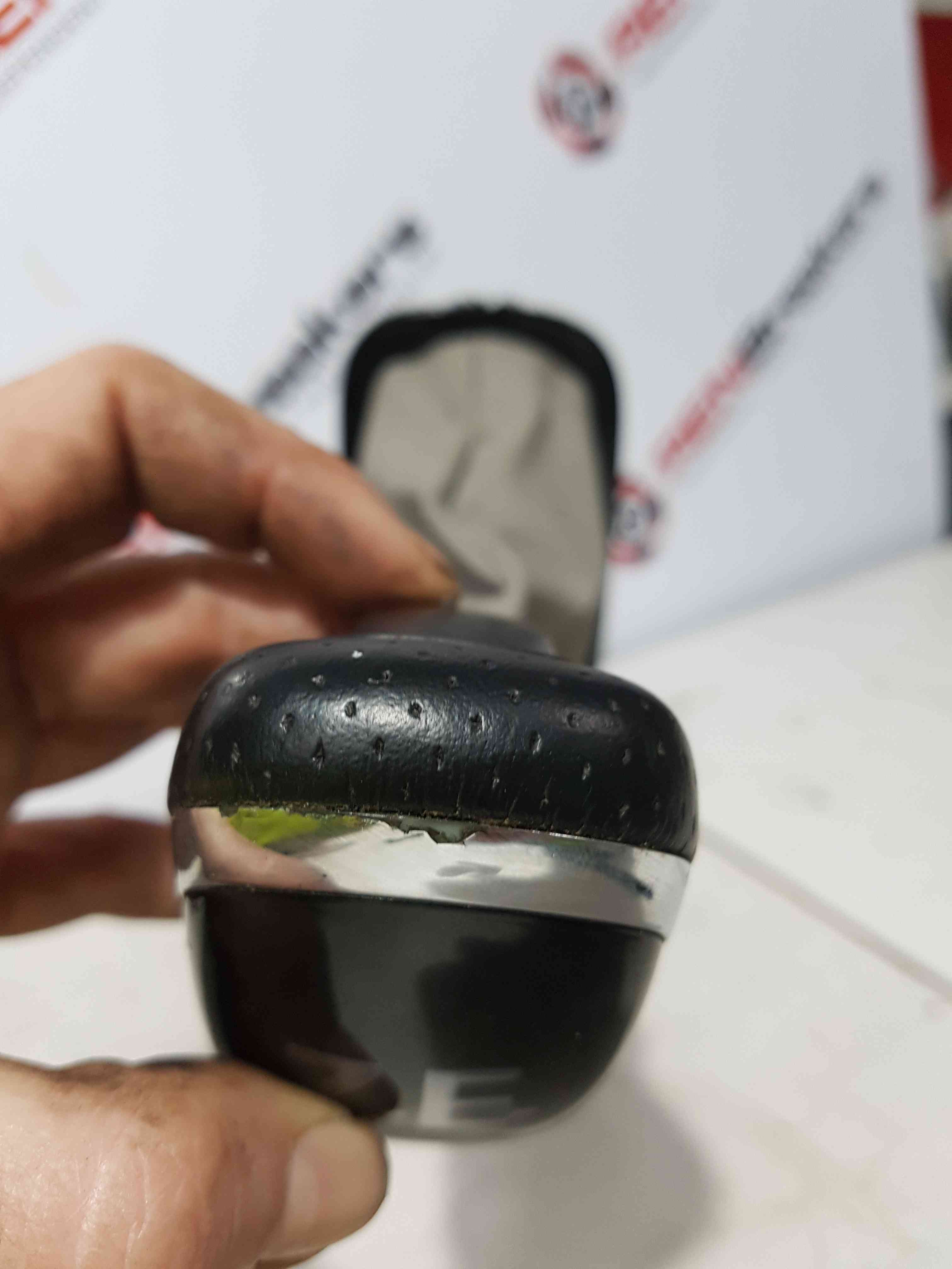 Thumb 4 Renault ZOE 2012-2018 Gearstick Ze Knob Gaitor Cover