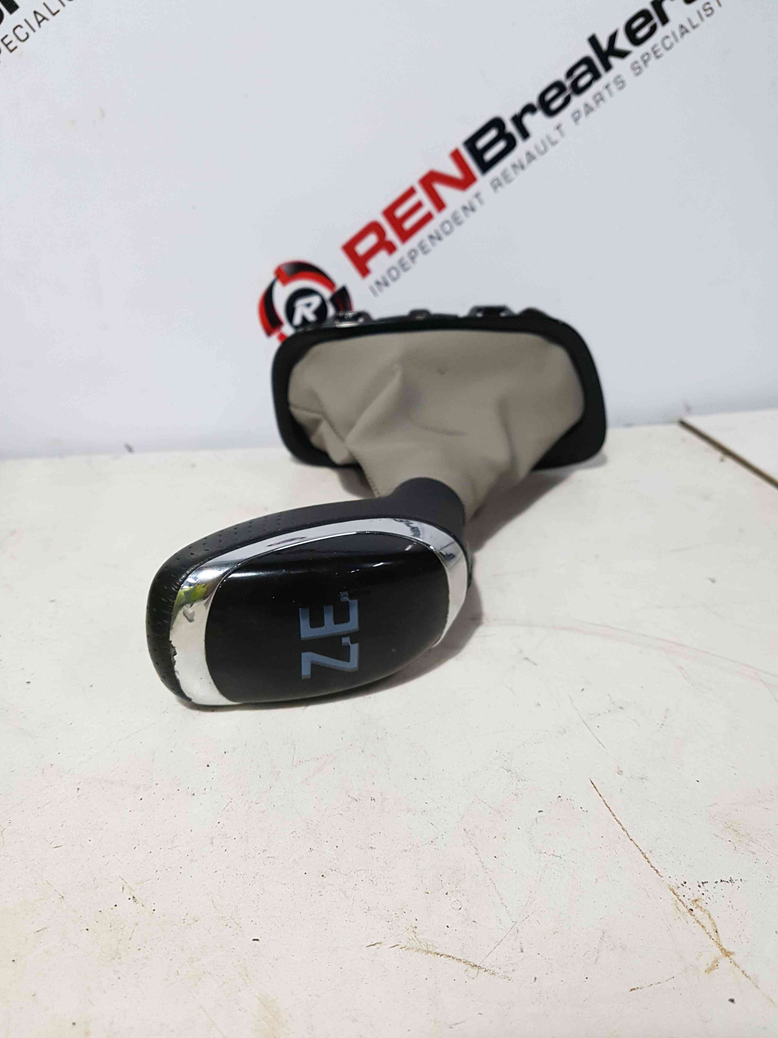 Thumb 6 Renault ZOE 2012-2018 Gearstick Ze Knob Gaitor Cover