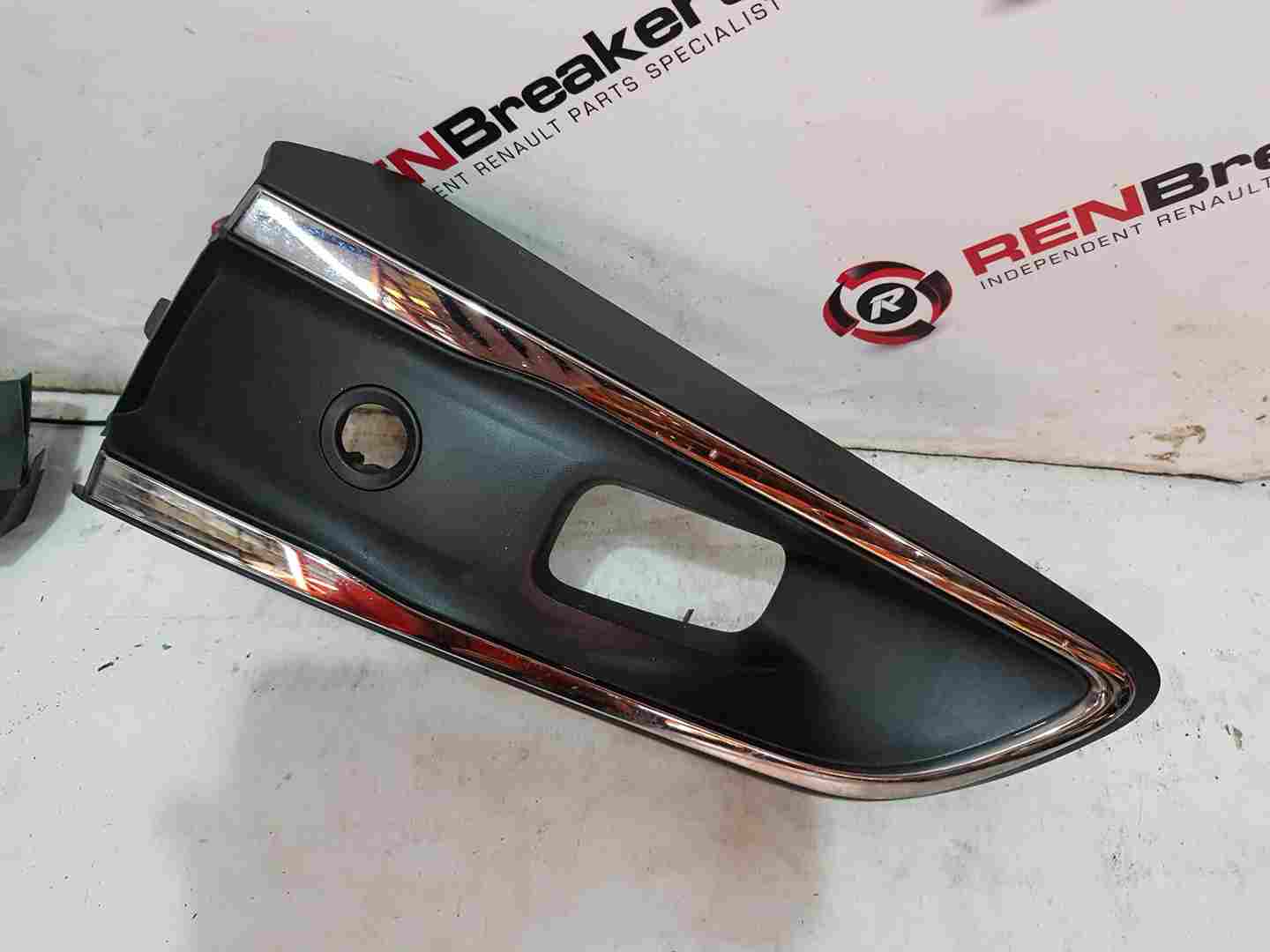 Thumb 3 Renault ZOE 2019-2024 Driver OSF Front Bumper FOG Light Surround Trim 261A28224R