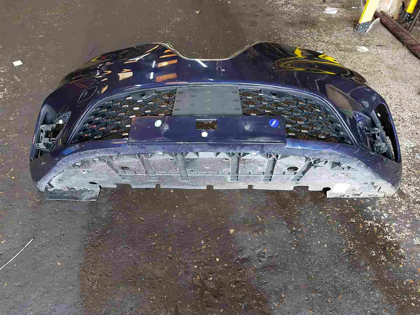 Thumb 12 Renault ZOE 2019-2024 Front Bumper Blue Gt Line Terre + Grill