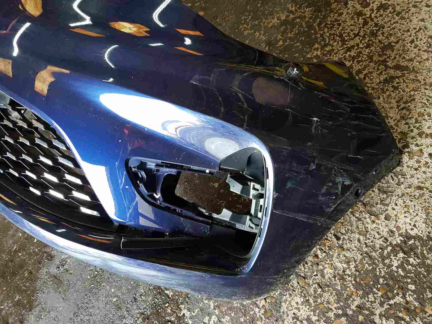Thumb 3 Renault ZOE 2019-2024 Front Bumper Blue Gt Line Terre + Grill