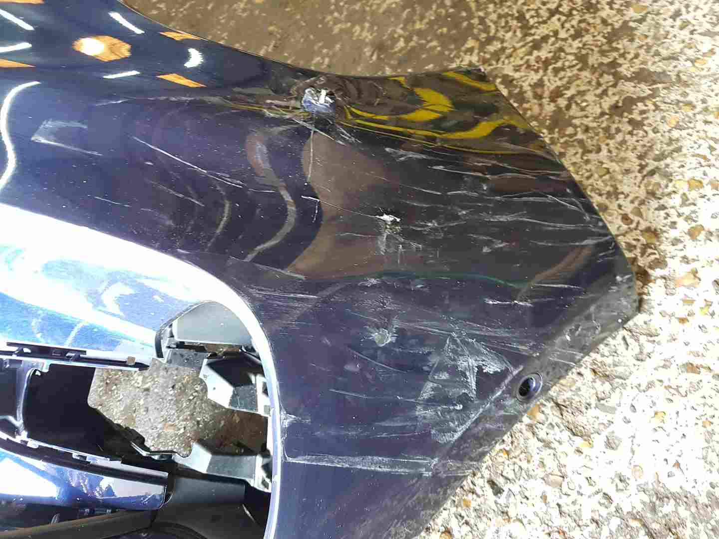 Thumb 4 Renault ZOE 2019-2024 Front Bumper Blue Gt Line Terre + Grill