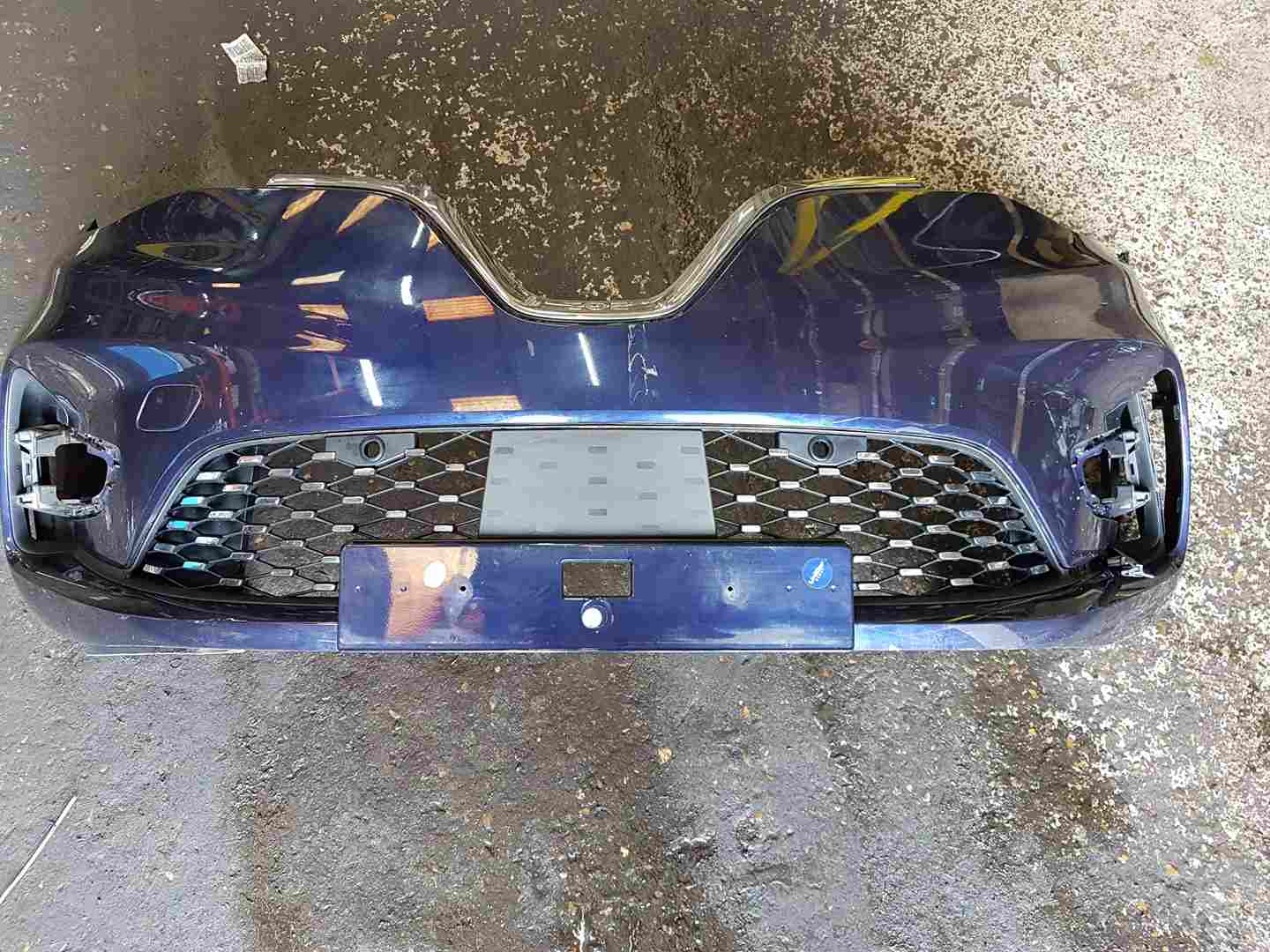 Thumb 8 Renault ZOE 2019-2024 Front Bumper Blue Gt Line Terre + Grill