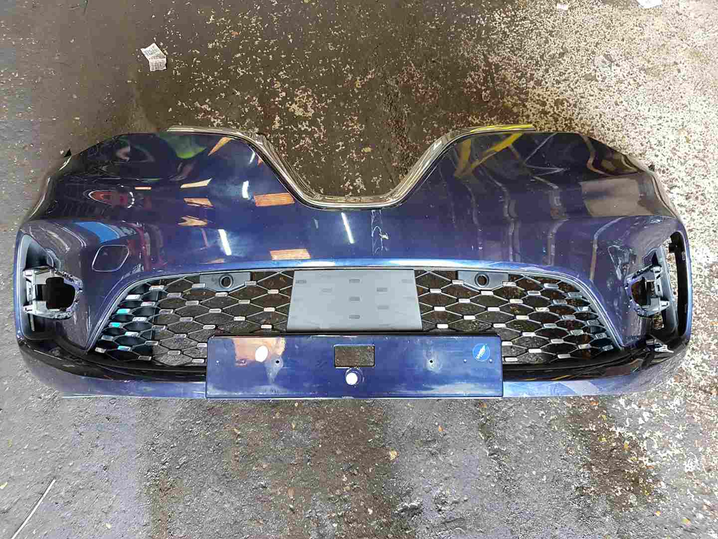 Thumb 9 Renault ZOE 2019-2024 Front Bumper Blue Gt Line Terre + Grill