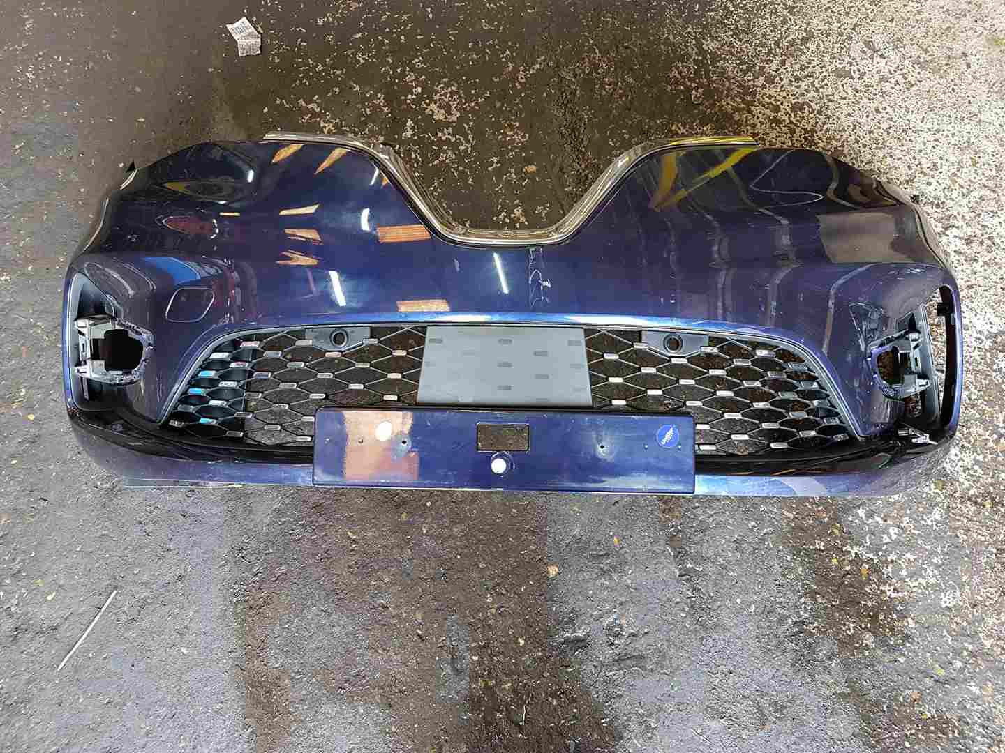 Renault ZOE 2019-2024 Front Bumper Blue Gt Line Terre + Grill