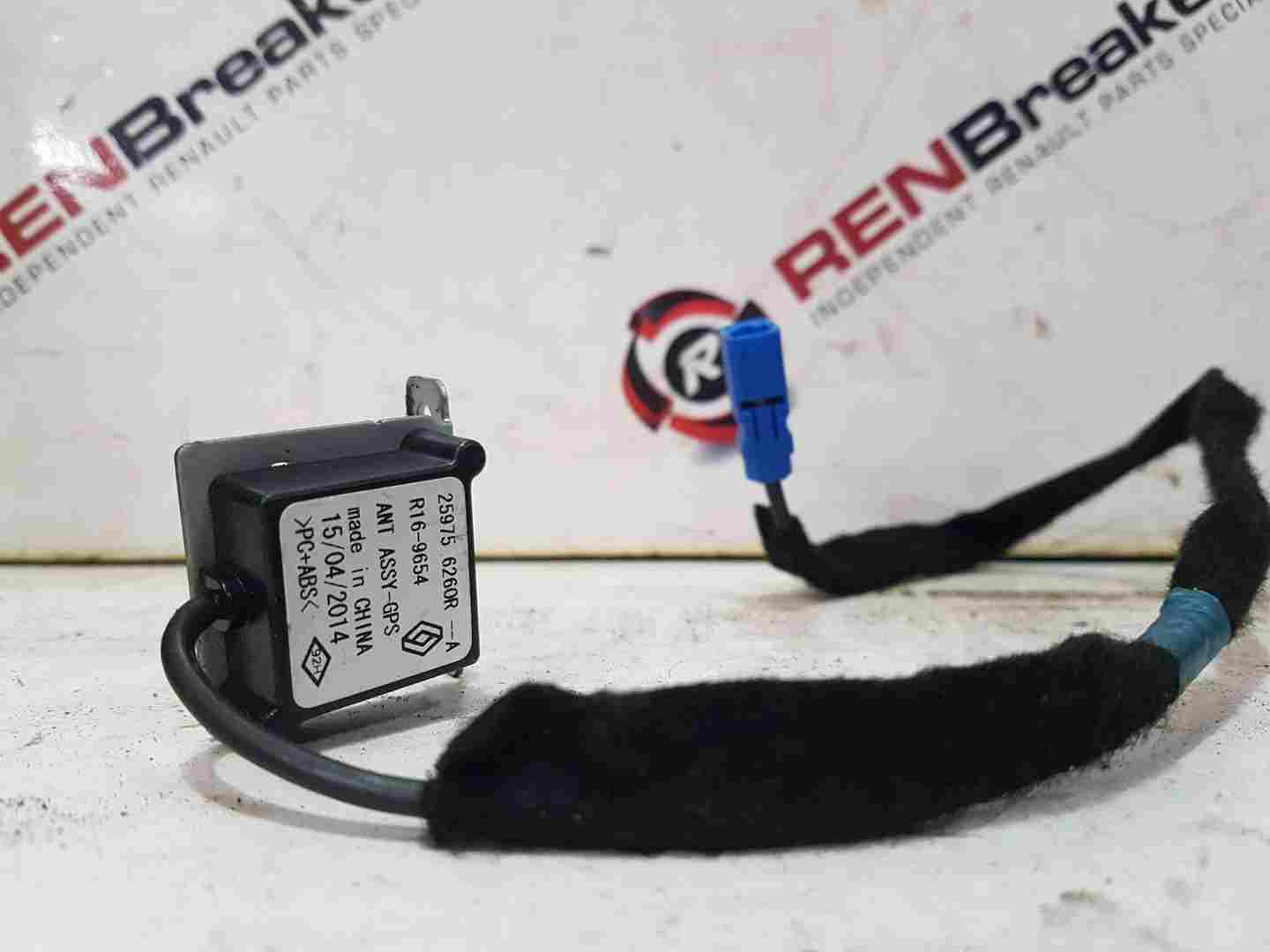 Thumb 9 Renault ZOE Clio MK4 Captur 2012-2016 GPS Antenna Aerial 259756260R