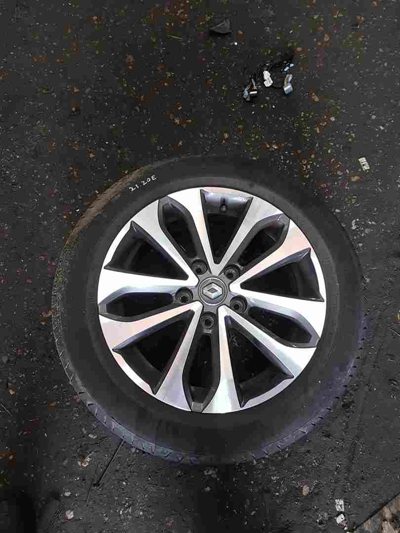 Thumb 6 Renault ZOE MK2 2019-2024  Alloy Wheel + Tyre 195 55 16 6Mm Tread 5/5 403005287R