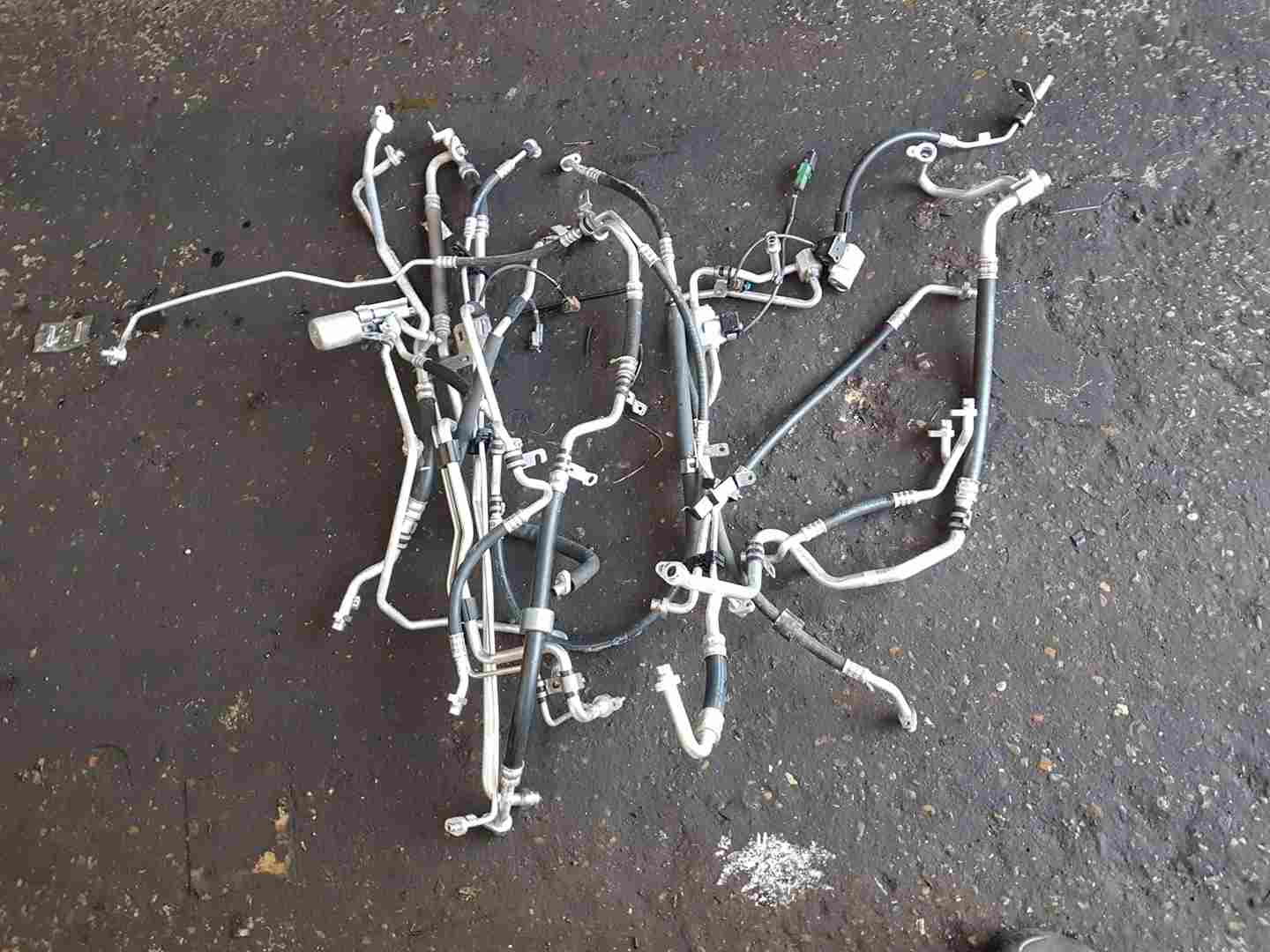 Thumb 3 Renault ZOE MK2 2019-2024 Aircon Pipes SET 