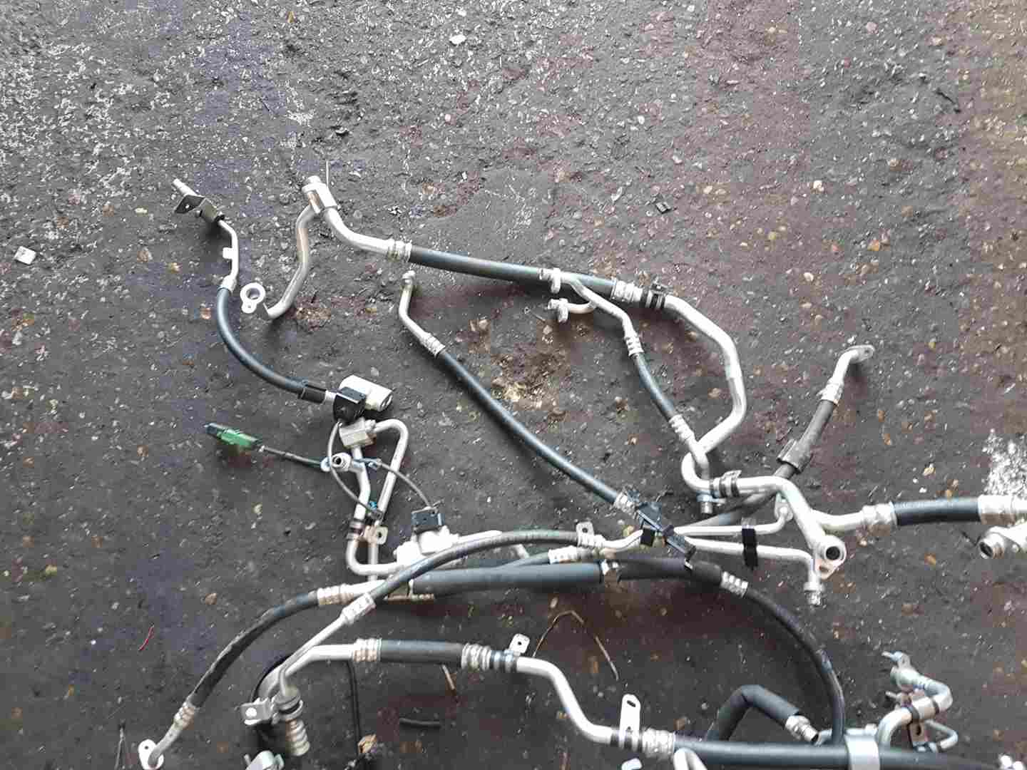 Thumb 7 Renault ZOE MK2 2019-2024 Aircon Pipes SET 