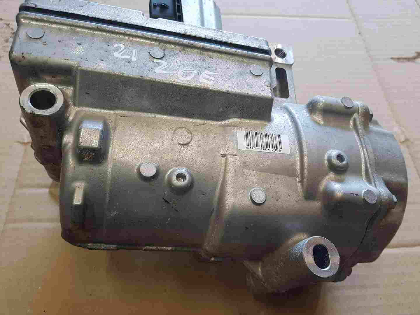 Thumb 3 Renault ZOE MK2 2019-2024 Aircon Pump Compressor Unit 926005749R