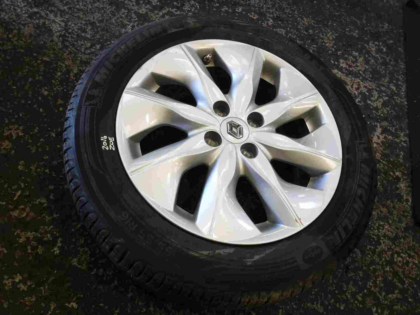 Renault Zoe 2012-2016 Aerotronic Alloy Wheel 16inch + Tyre 195 55 16 5mm Tread