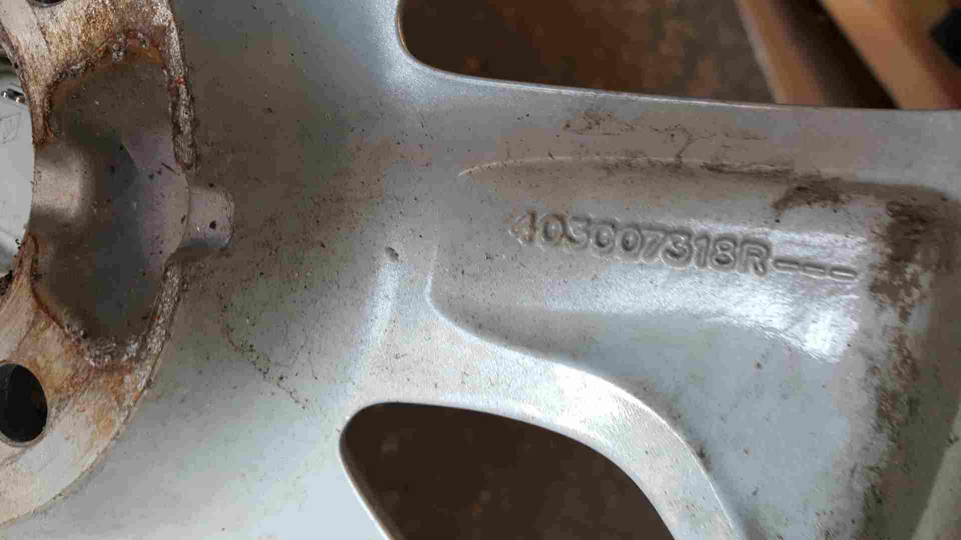 Thumb 2 Renault Zoe 2012-2016 Aerotronic Alloy Wheel 16inch 403007318r