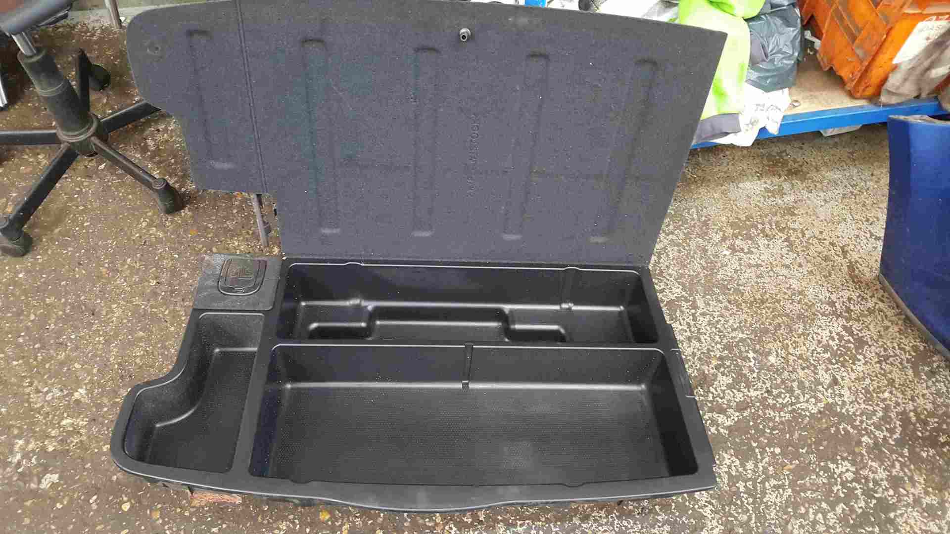 Renault Zoe 2012-2016 Boot Compartment Storage