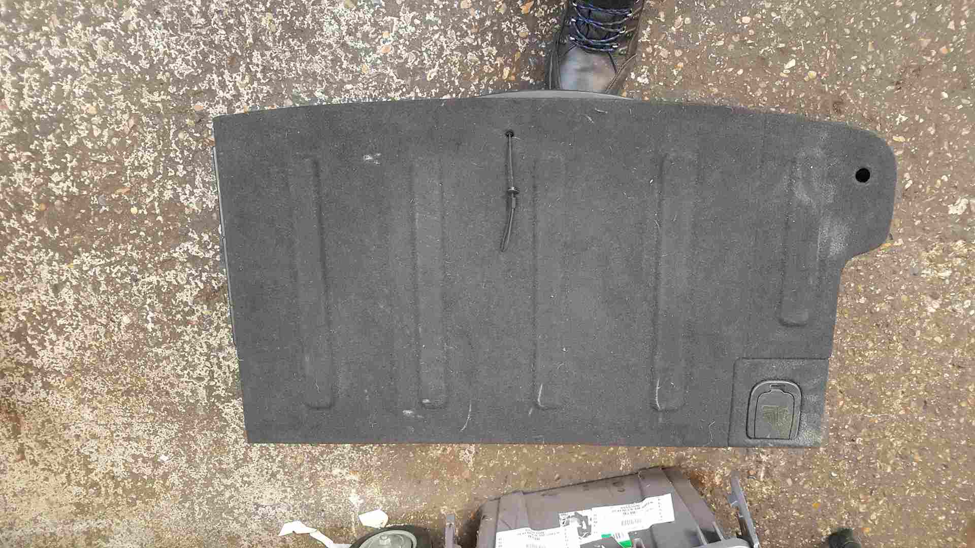 Thumb 3 Renault Zoe 2012-2016 Boot Compartment Storage