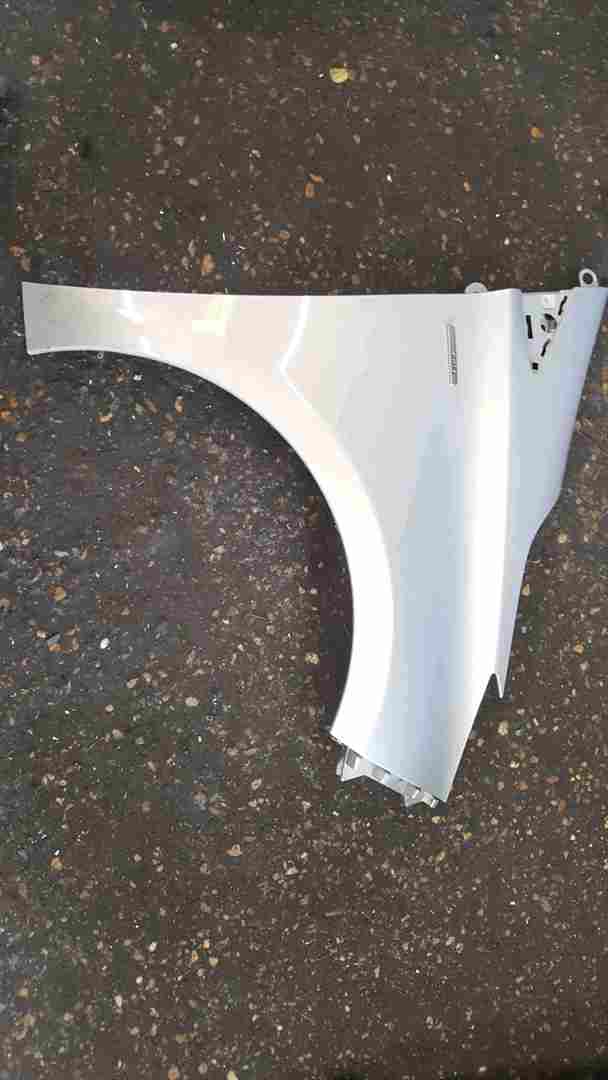 Thumb 4 Renault Zoe 2012-2016 Drivers OS Wing Blue Silver TEKNU 831009209R