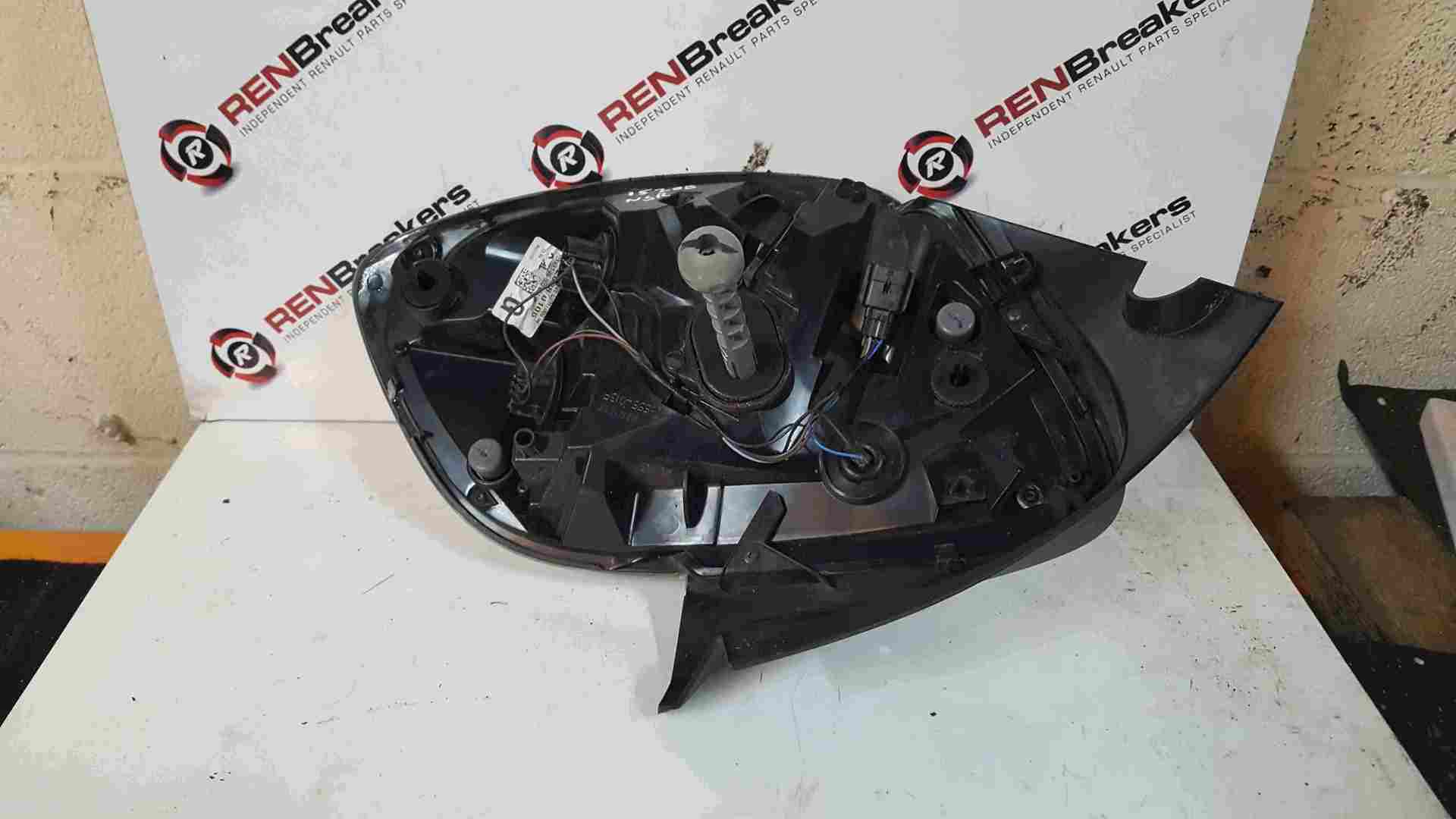 Thumb 3 Renault Zoe 2012-2016 Passenger NSR Rear Light 265554013R