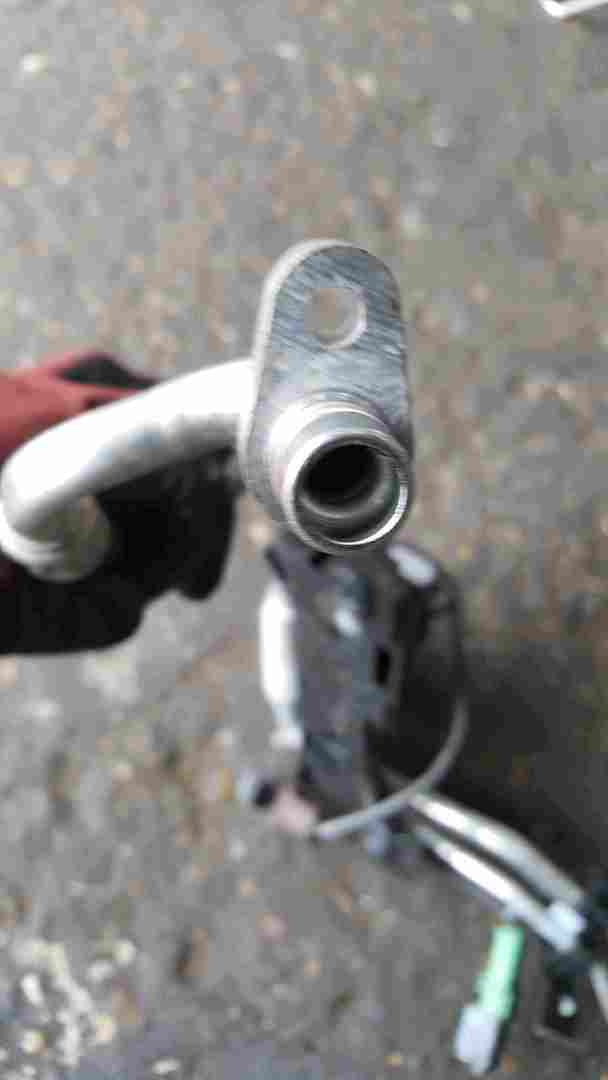 Thumb 4 Renault Zoe 2012-2018 Air Con Conditioning Hose Pipe Tube 924467761R
