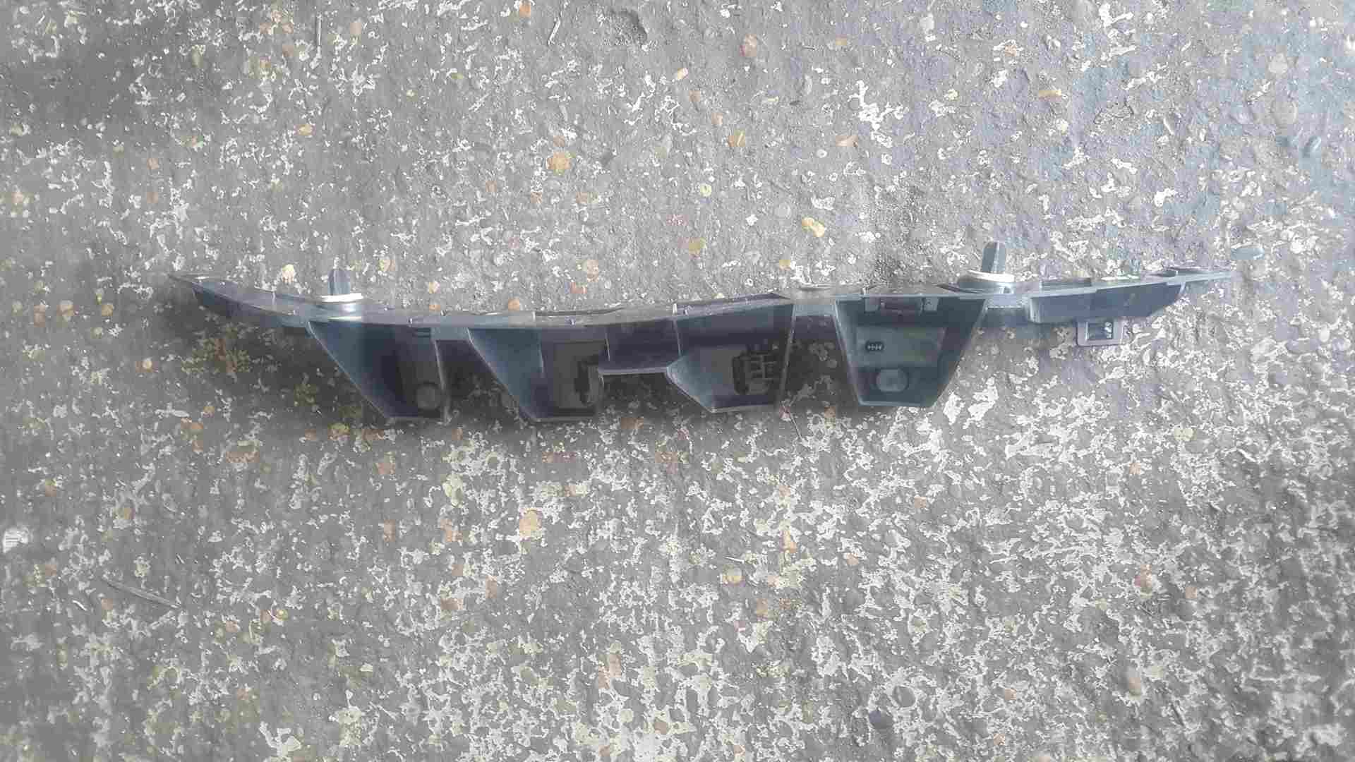 Renault Zoe 2012-2018 Rear Centre Bracket Support 850321348R