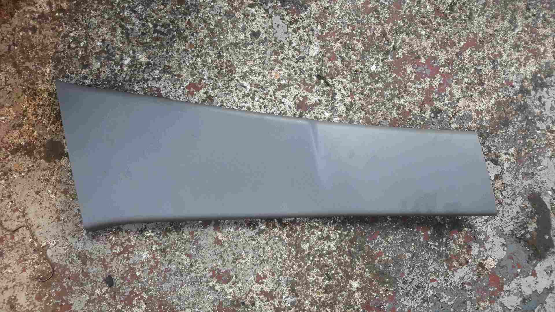 Renault Zoe 2012-2019 Drivers OS B Pillar Post Trim Plastic 769157915R