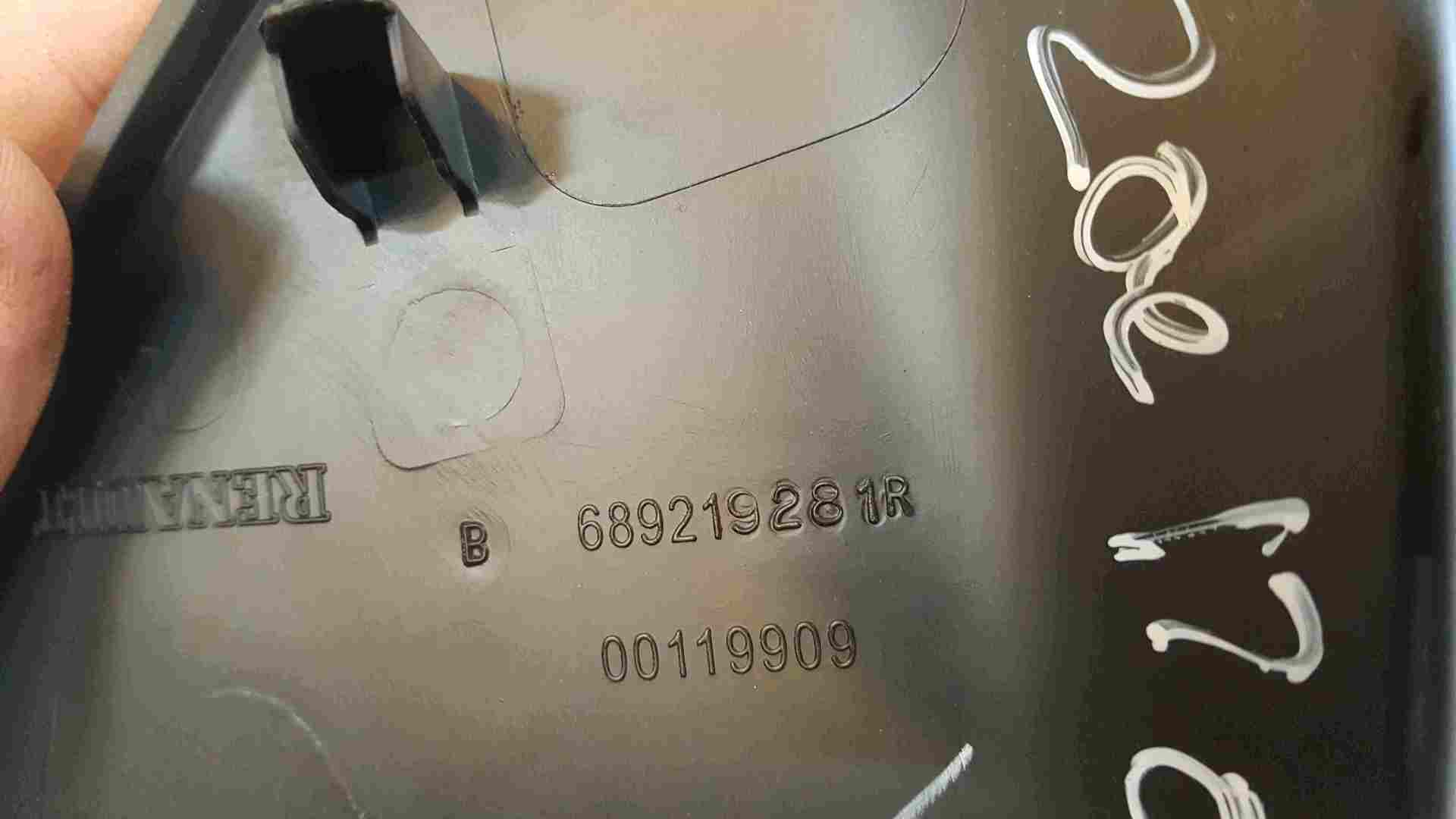 Thumb 2 Renault Zoe 2012-2019 Drivers OSF Dashboard Side Cover Trim 689219281R