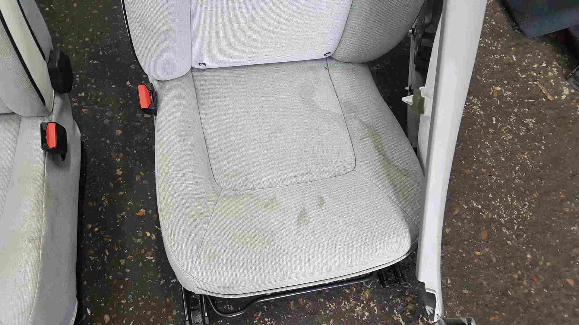 Thumb 4 Renault Zoe 2012-2019 Light Interior Set Chairs Seats Door Cards