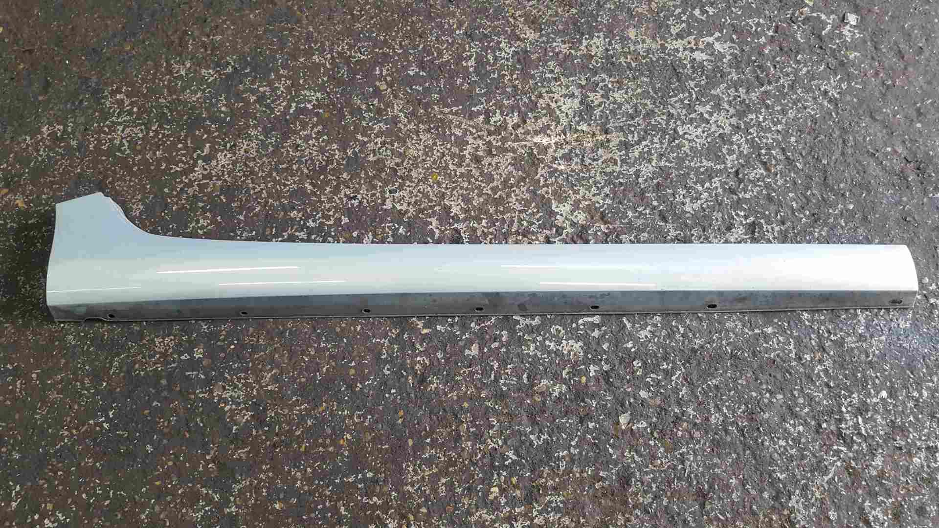 Renault Zoe 2013-2015 Drivers OSF Front Side Skirt Blue Silver TEKNU