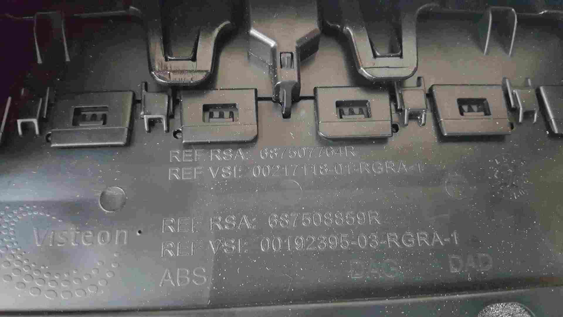 Thumb 2 Renault Zoe 2017-2019 Heater Controls Sat Nav Surround Dash Vent Gloss Black