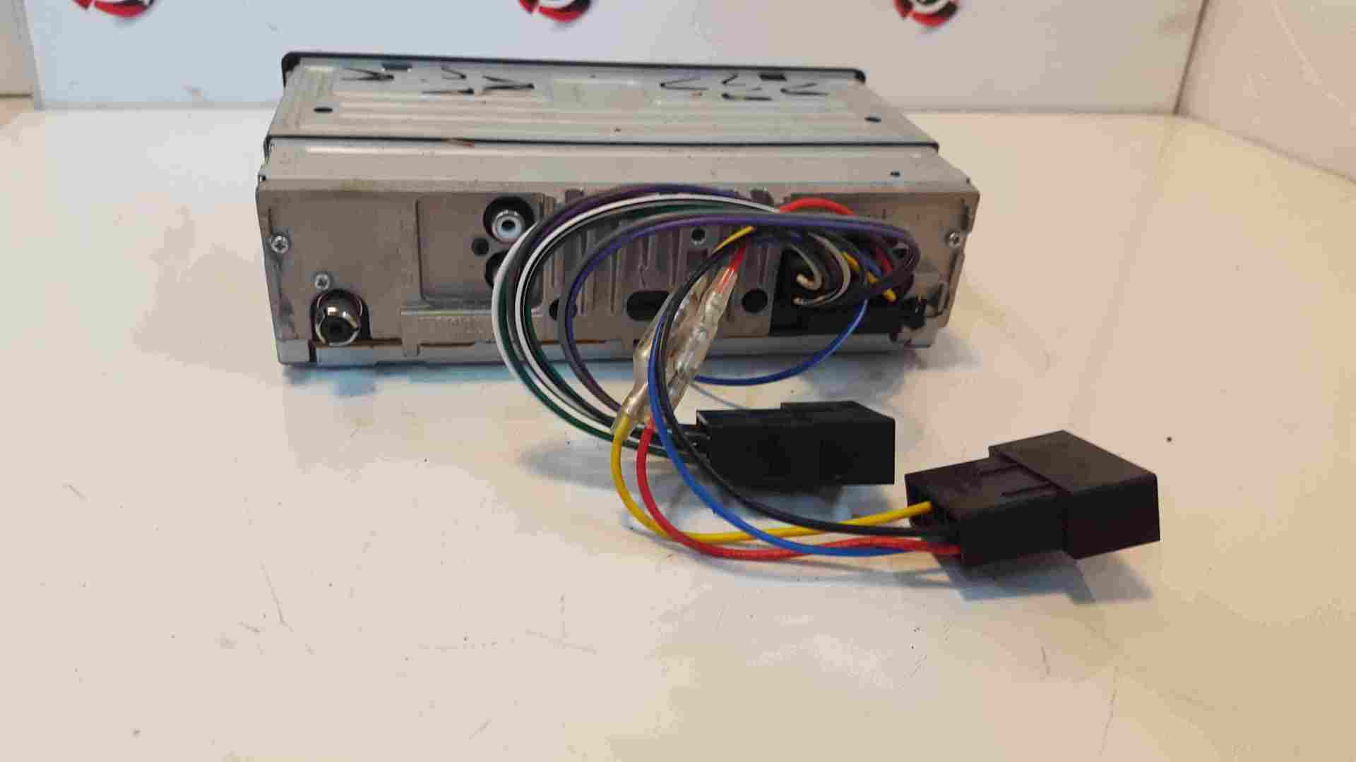 Thumb 4 Sony Radio Cd Player DSXA42UI