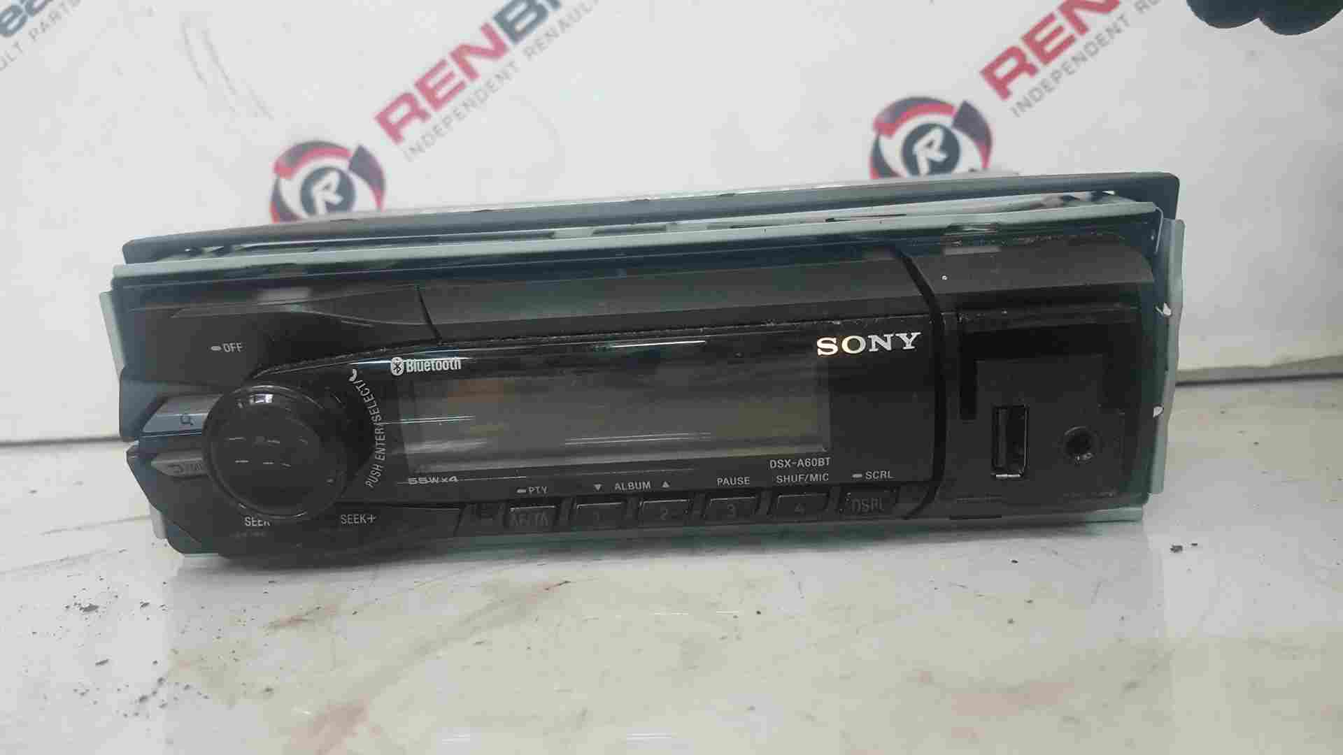 Thumb 4 Sony Radio Cd Player With USB And AUX Dsx-A60bt Modus 2008-2012 