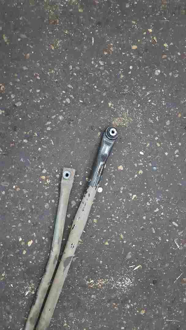 Thumb 8 Trafic MK3 2014-2018 Both Suspension Stabiliser Steady Sway BAR bars