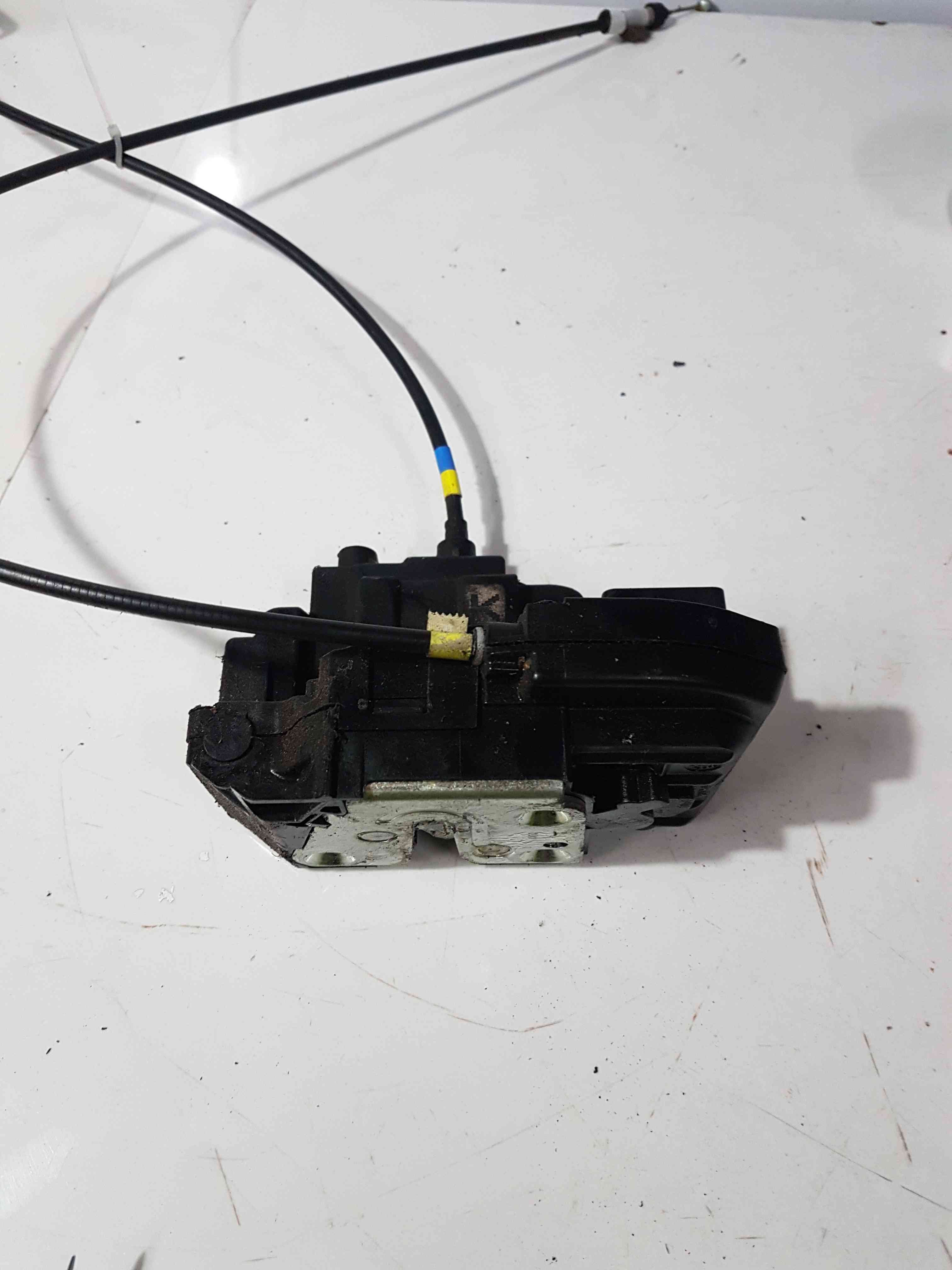 Thumb 3 Nissan Micra K12 2002-2010 Drivers OSF Front Door Lock Mechanism 5DR